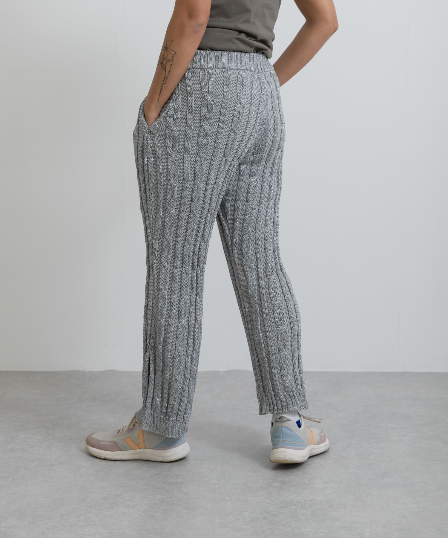 gray