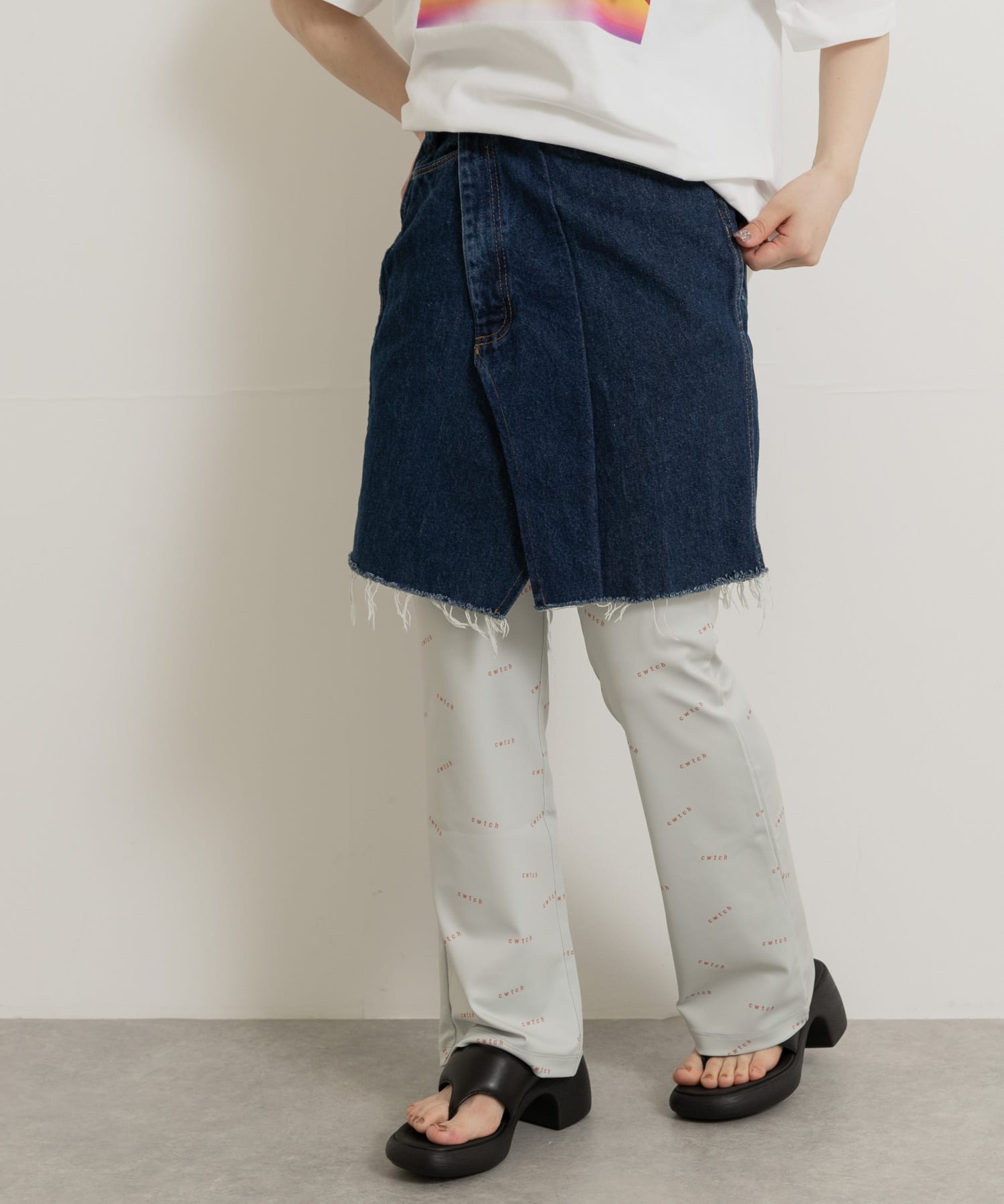 身長：156cm サイズ：26
