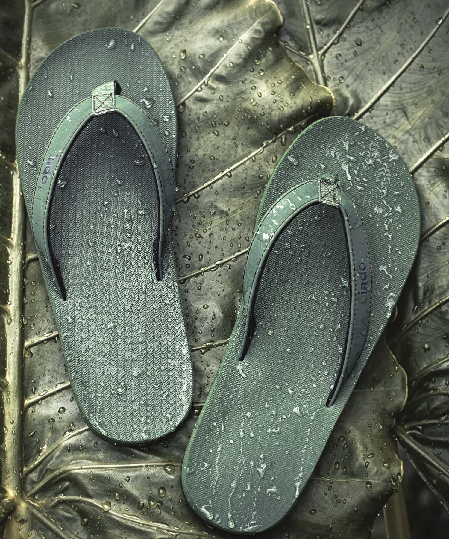 indosole　ESSNTLS FLIP FLOPS Women Leaf S