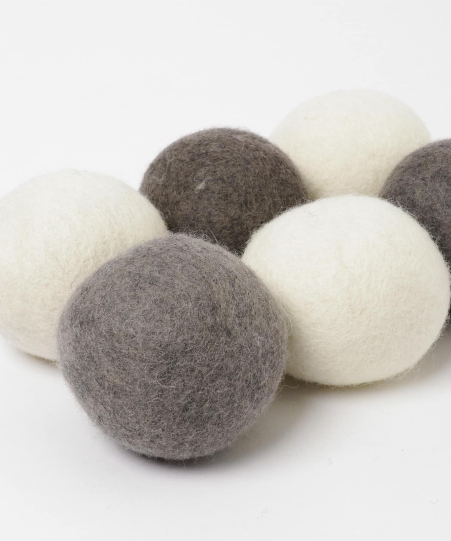 mana. ORGANIC LIVING　ウール洗濯ボール6個セット asort -