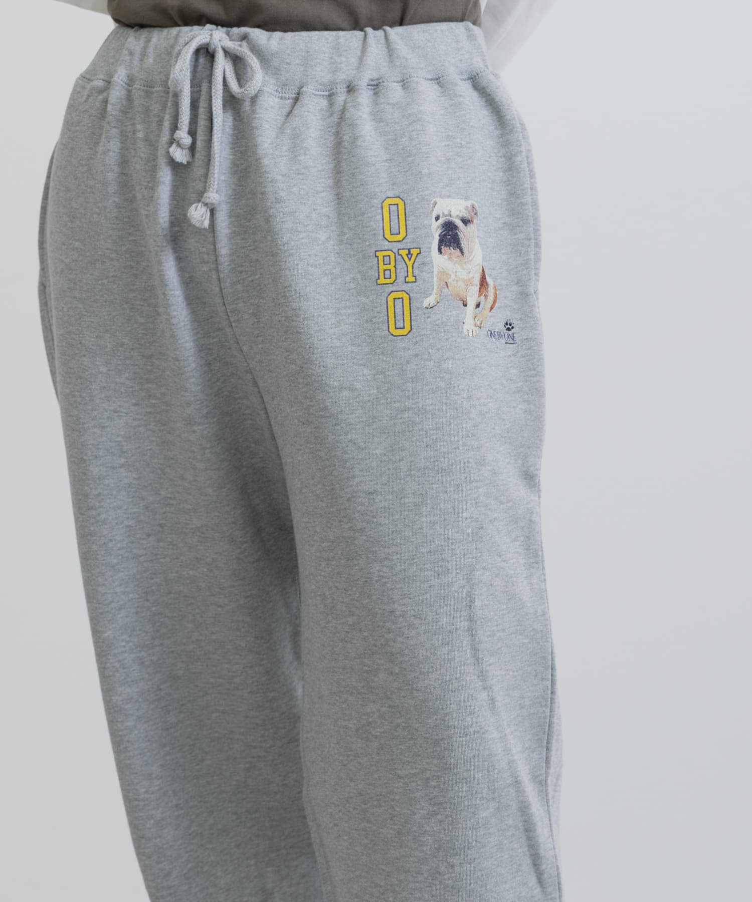 gray4