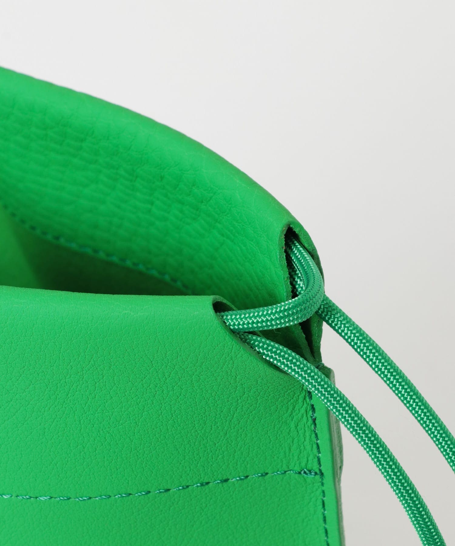 F Green