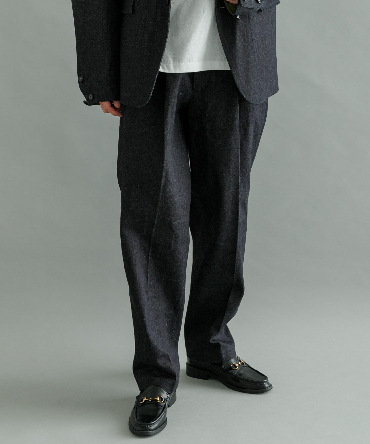 身長：184cm サイズ：48