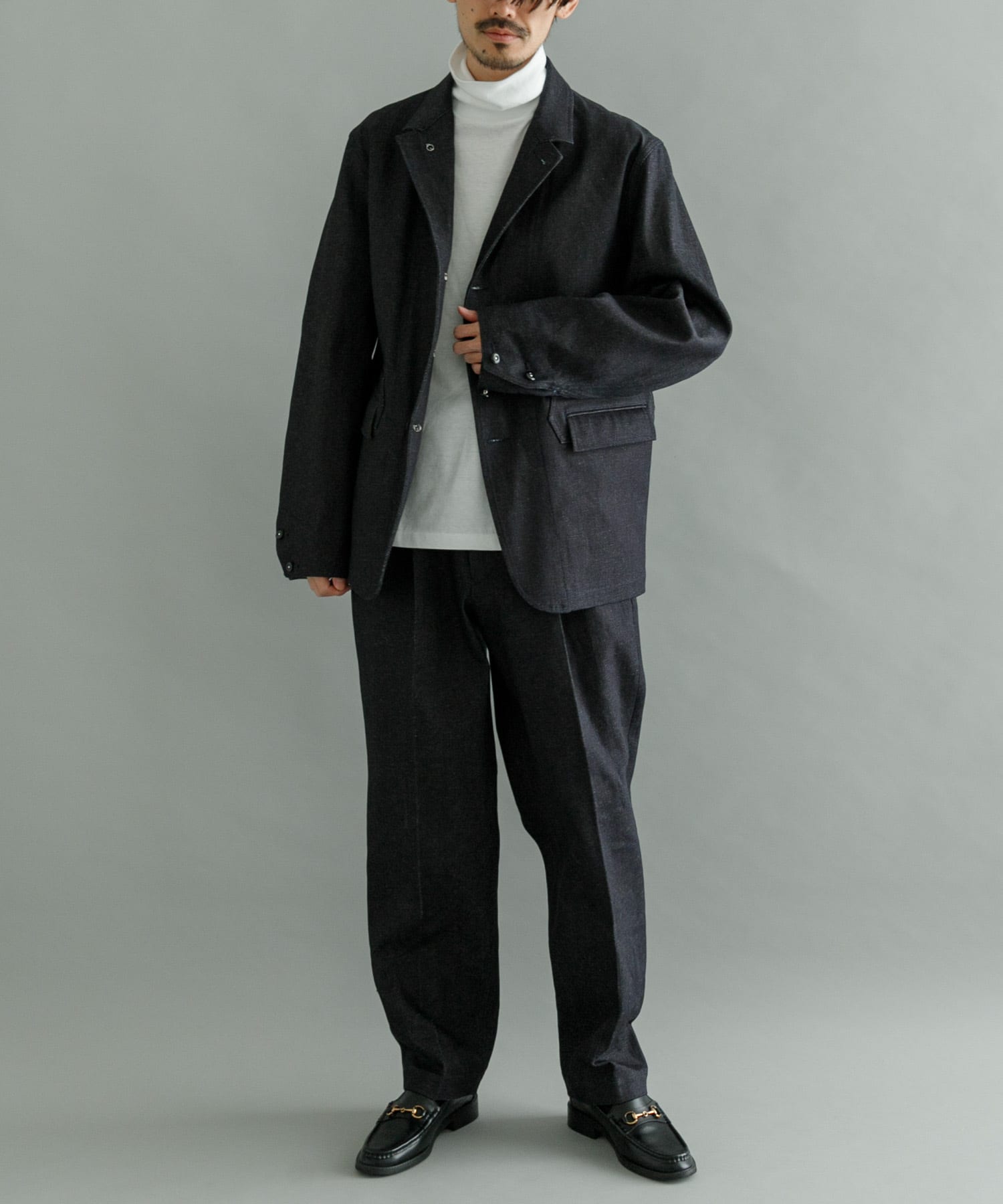 身長：184cm サイズ：48
