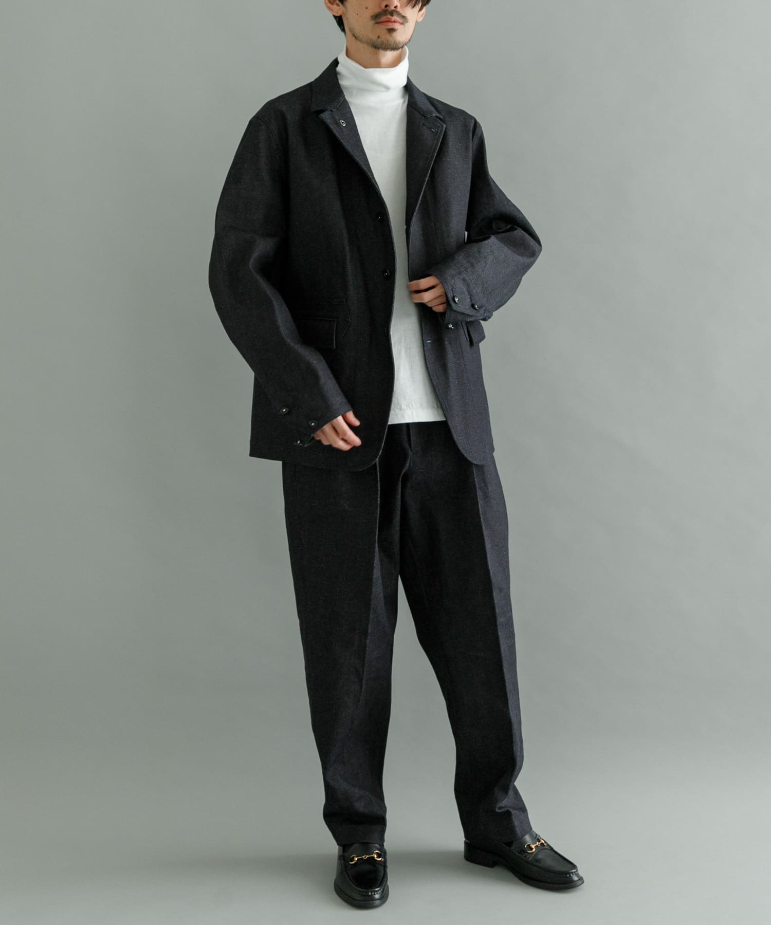 身長：184cm サイズ：48