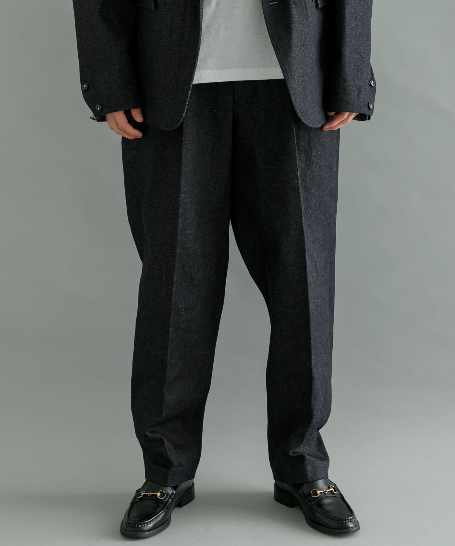 身長：184cm サイズ：48