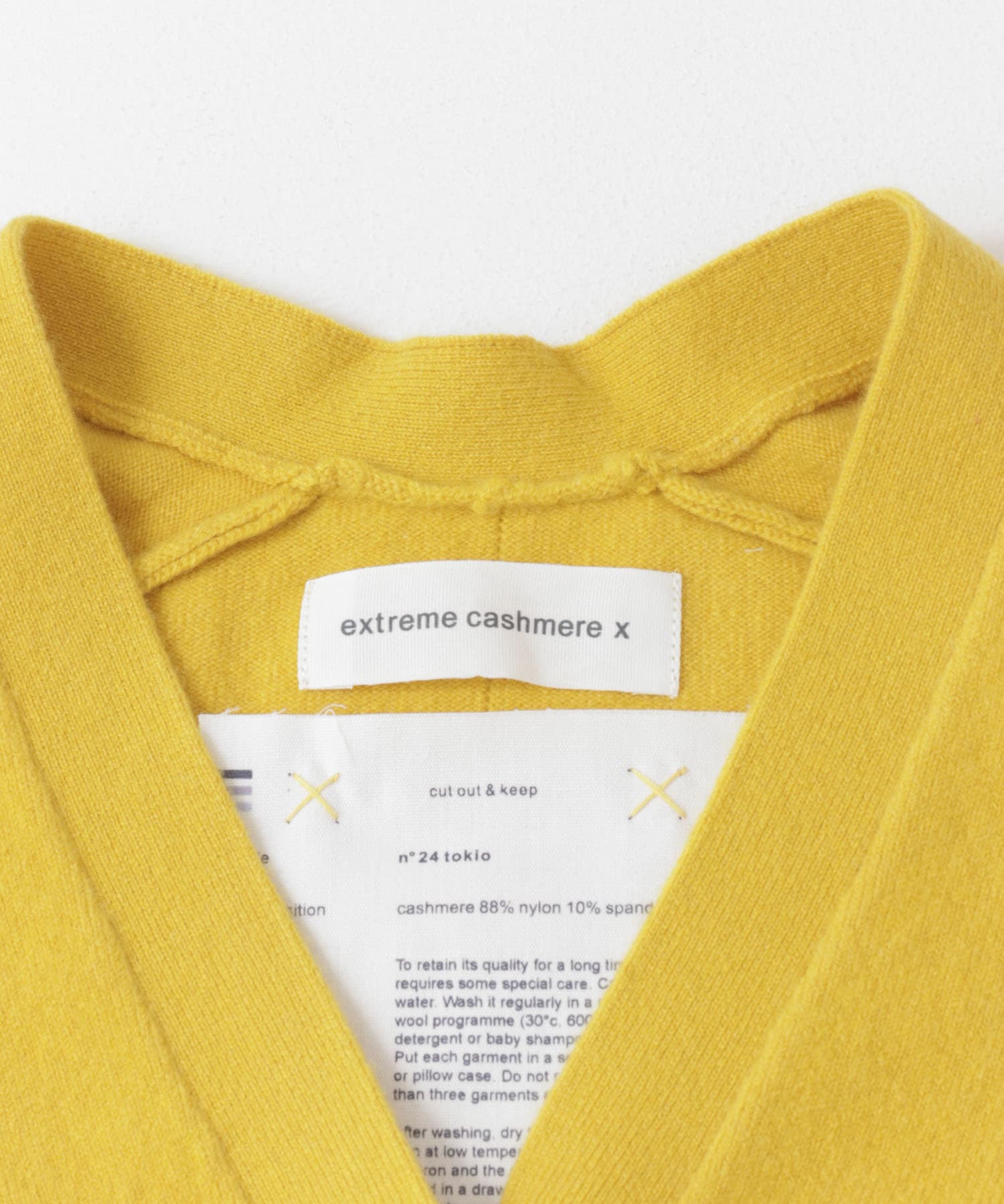 Extreme Cashmere　n°24 tokio sunflower FREE