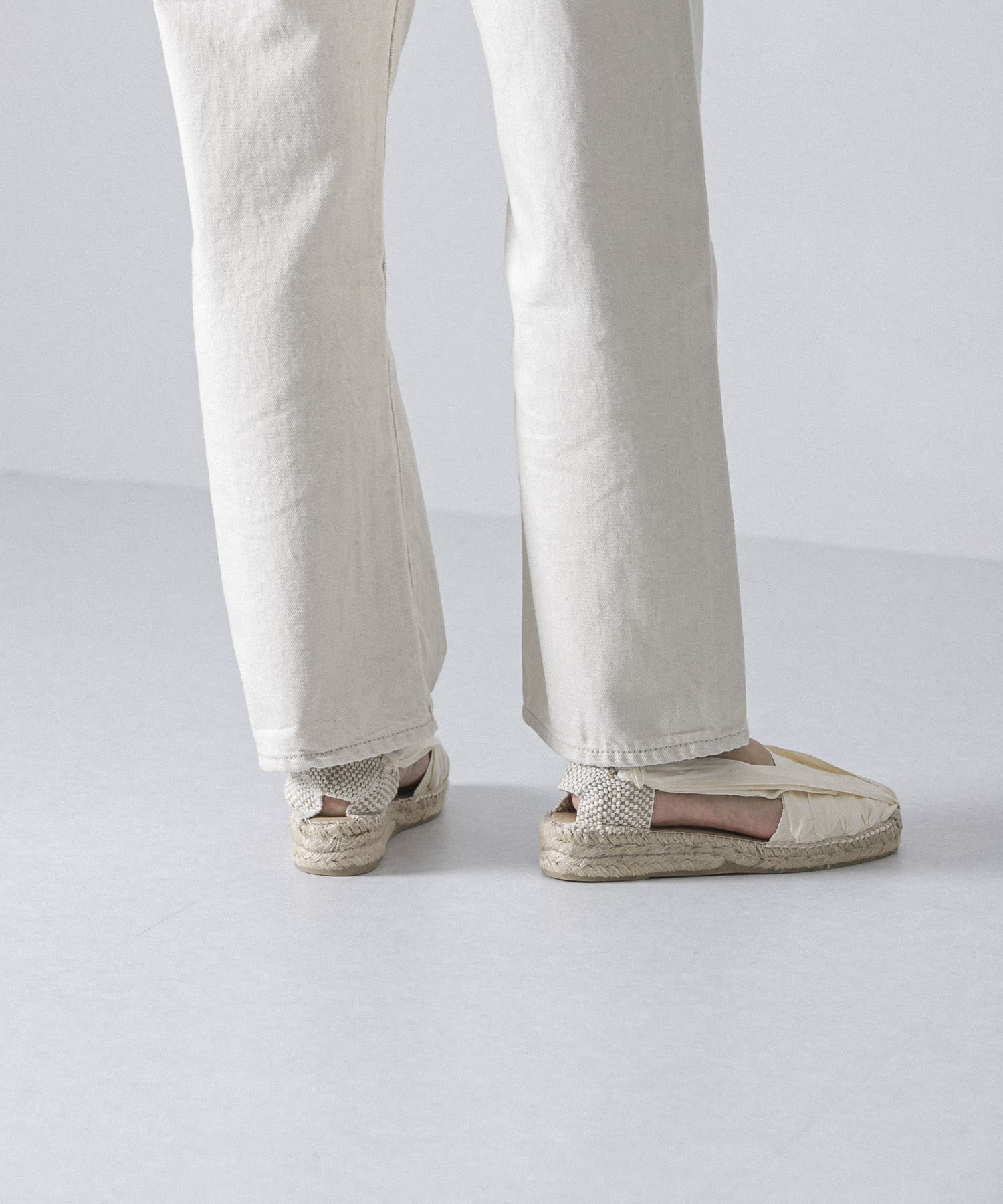 OFFWHITE