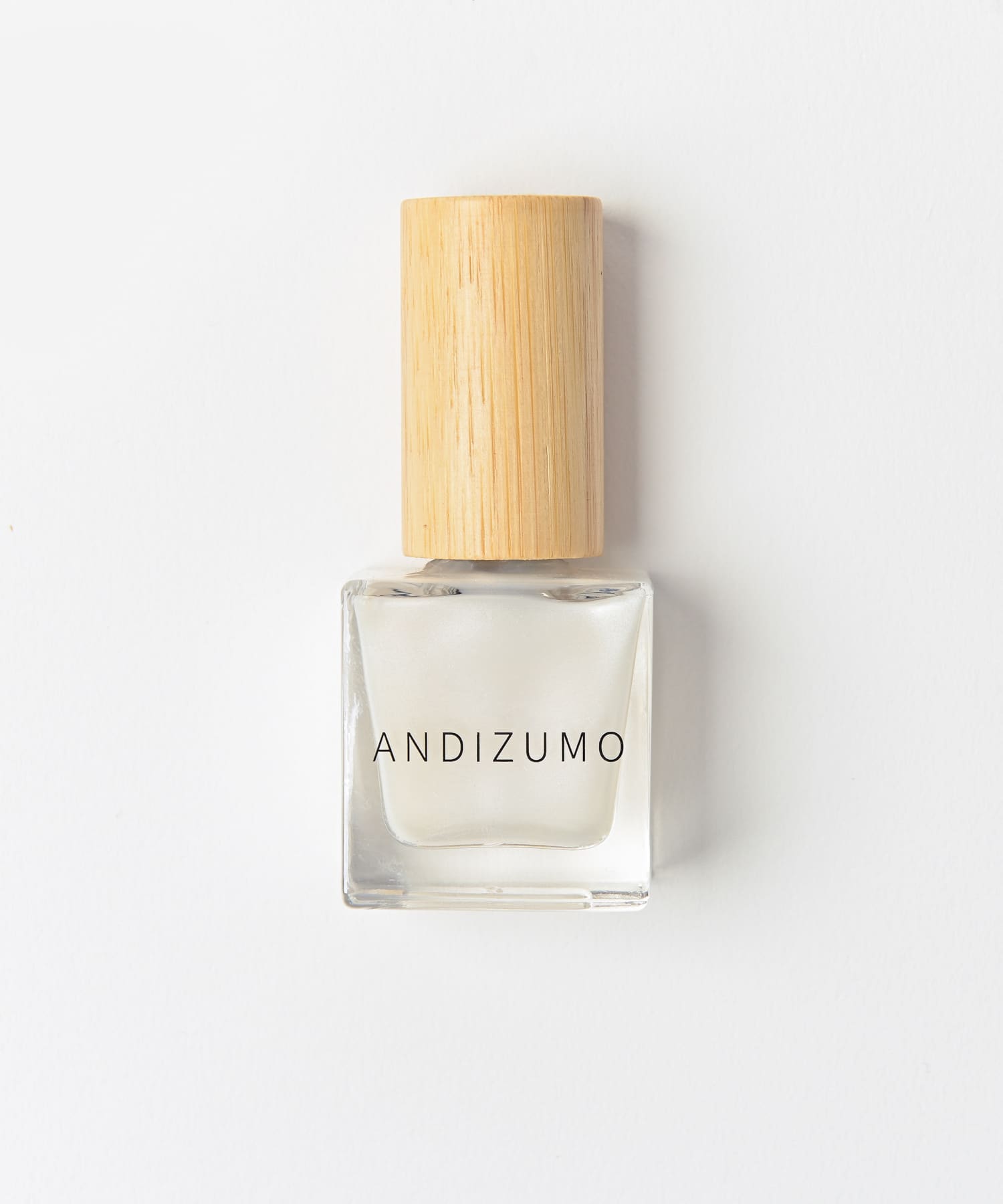 ANDIZUMO　ネイルカラー白兎