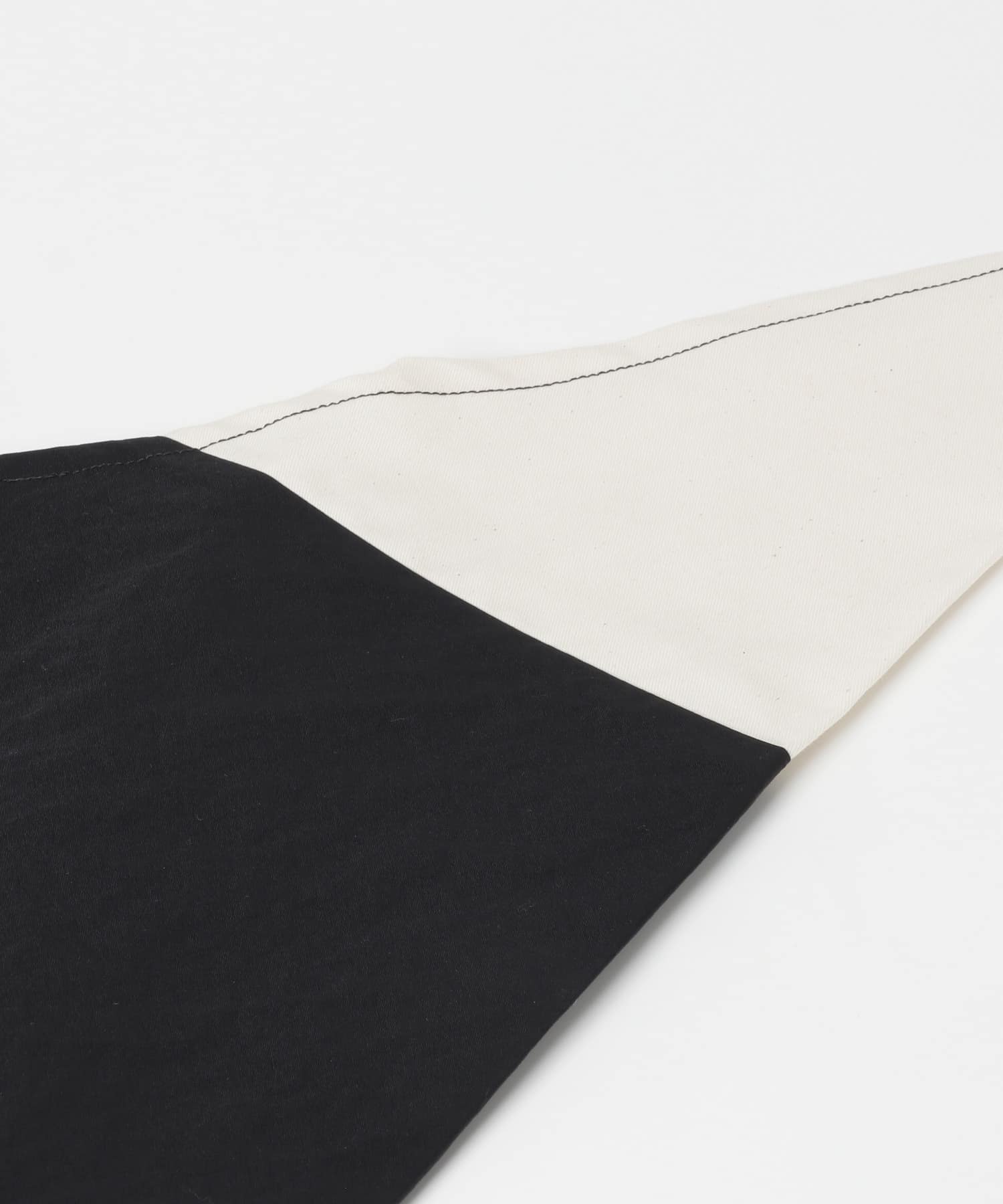 AZUMA BAG　AZUMA STANDARD SMALL BLK×WHT -