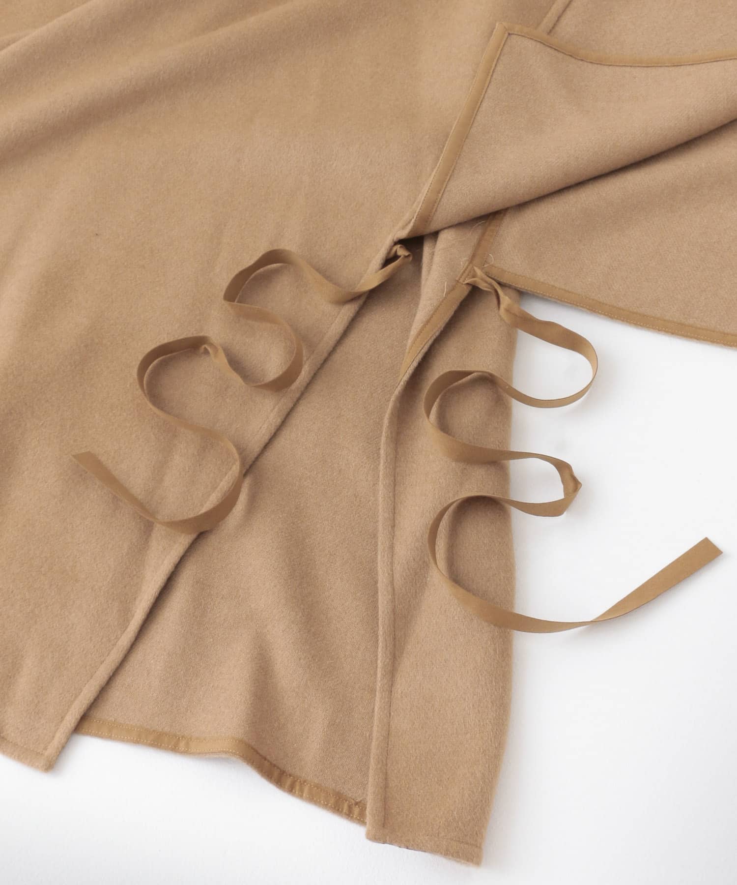 bolsista　PONCHO CAMEL FREE