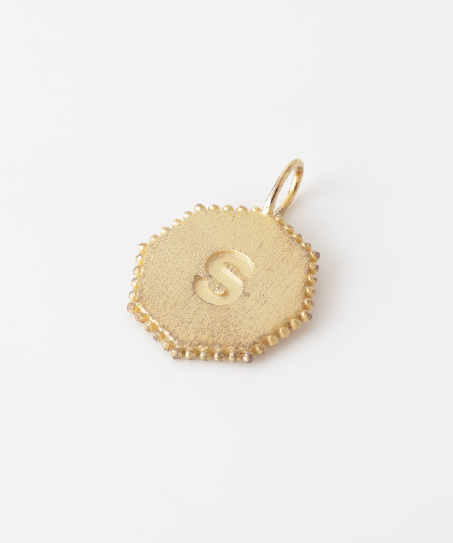 LA SOEUR　イニシャルオクタゴンチャーム s -