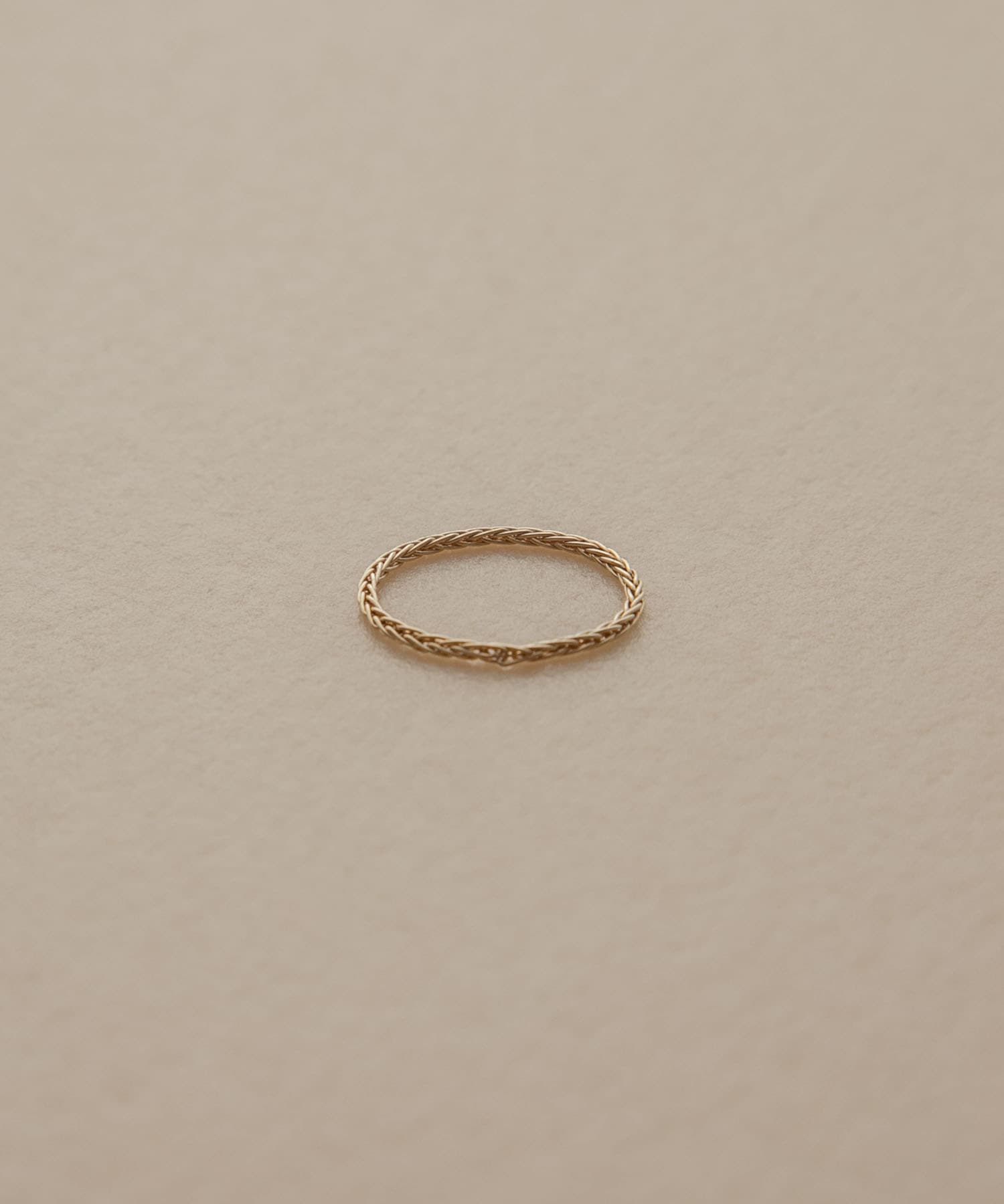 decor『デコール』　18K ArrowRing