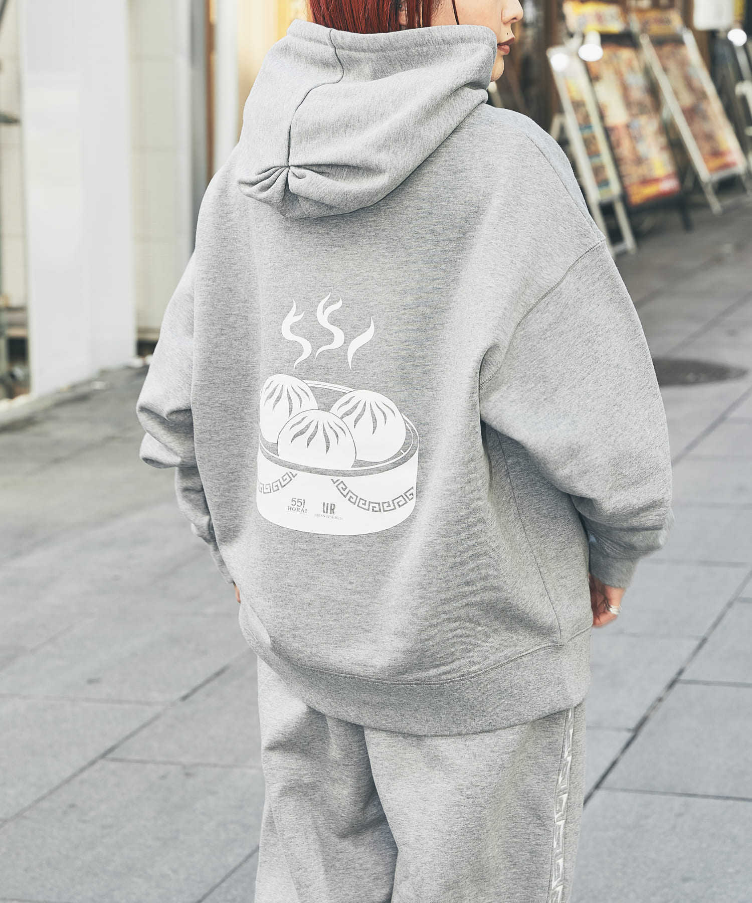 551蓬莱×UR　SWEAT HOODIE