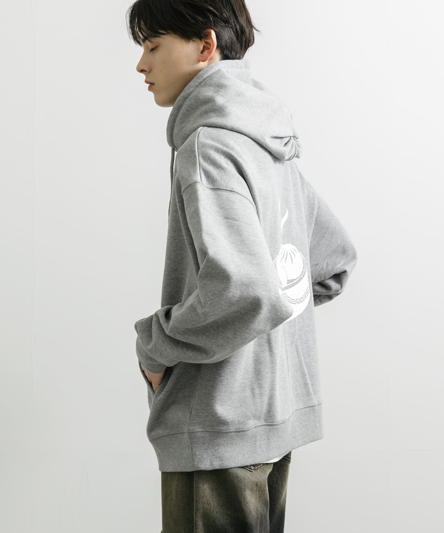 TOP GRAY