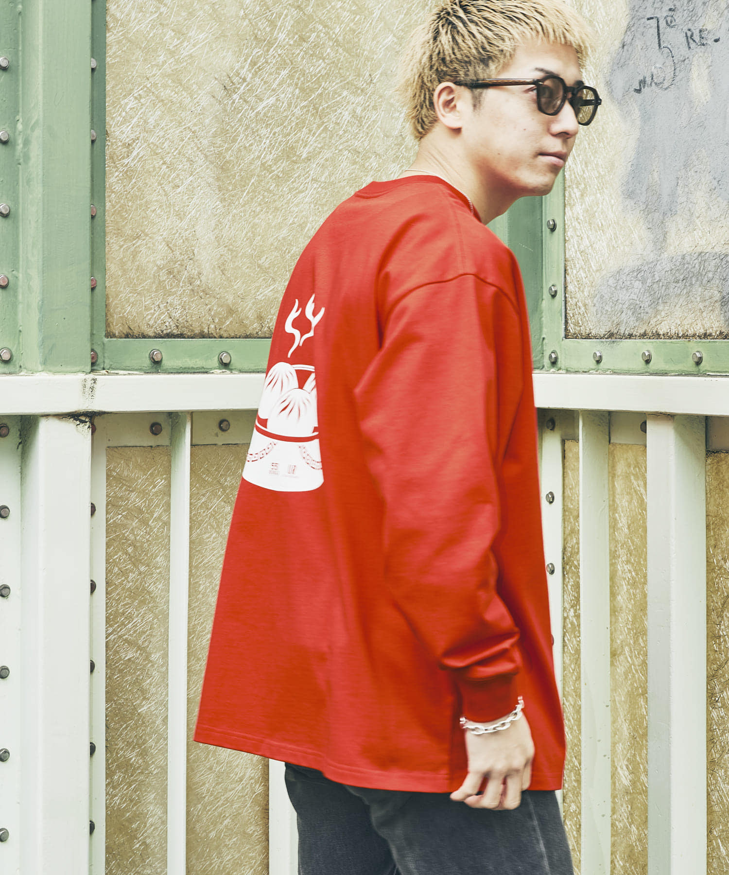 551蓬莱×UR　LONG-SLEEVE T-SHIRTS RED S