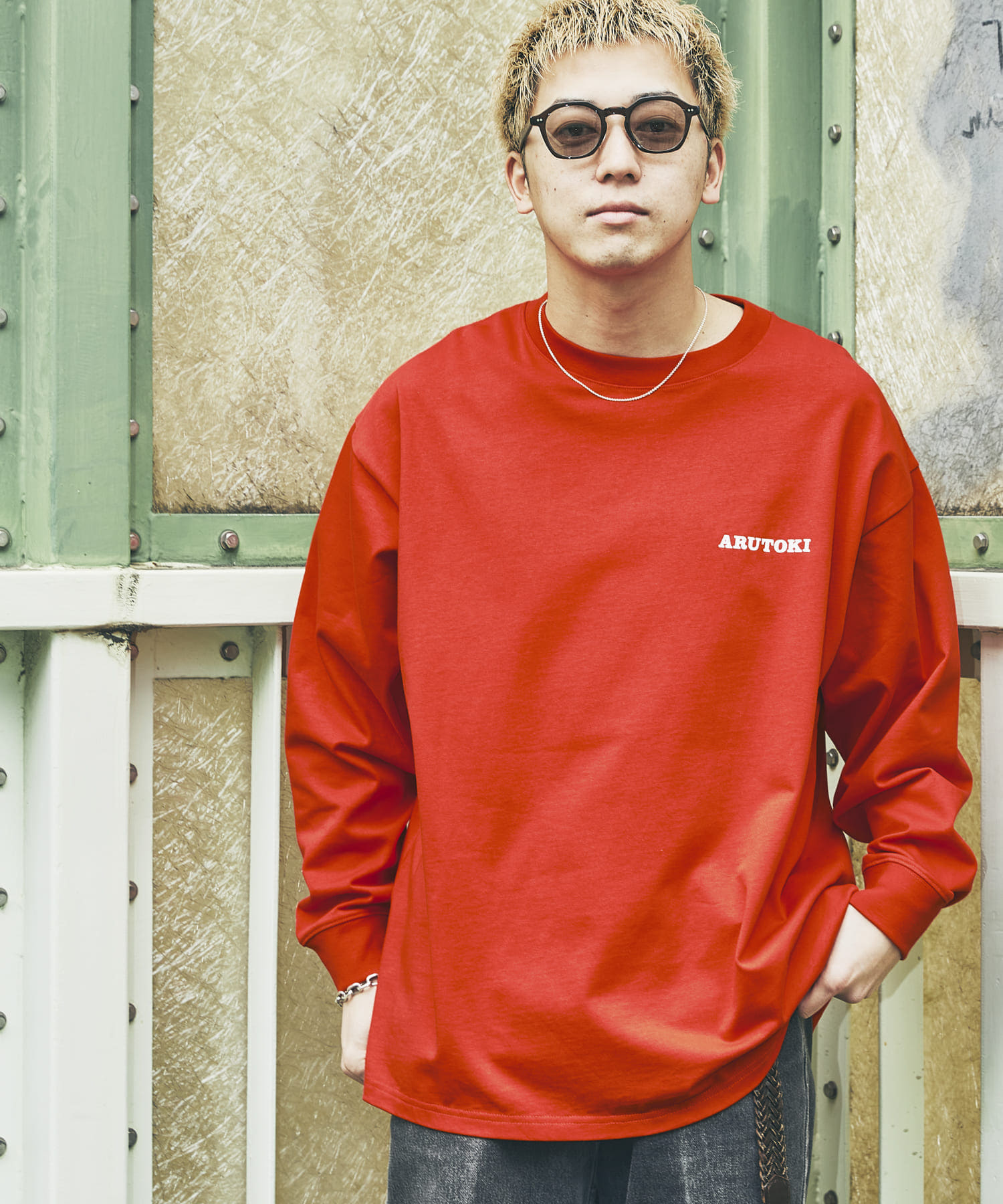 551蓬莱×UR　LONG-SLEEVE T-SHIRTS RED S