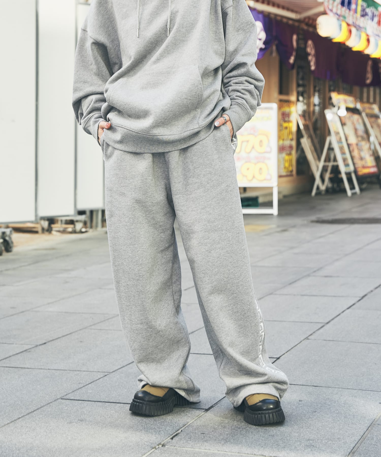 TOP GRAY