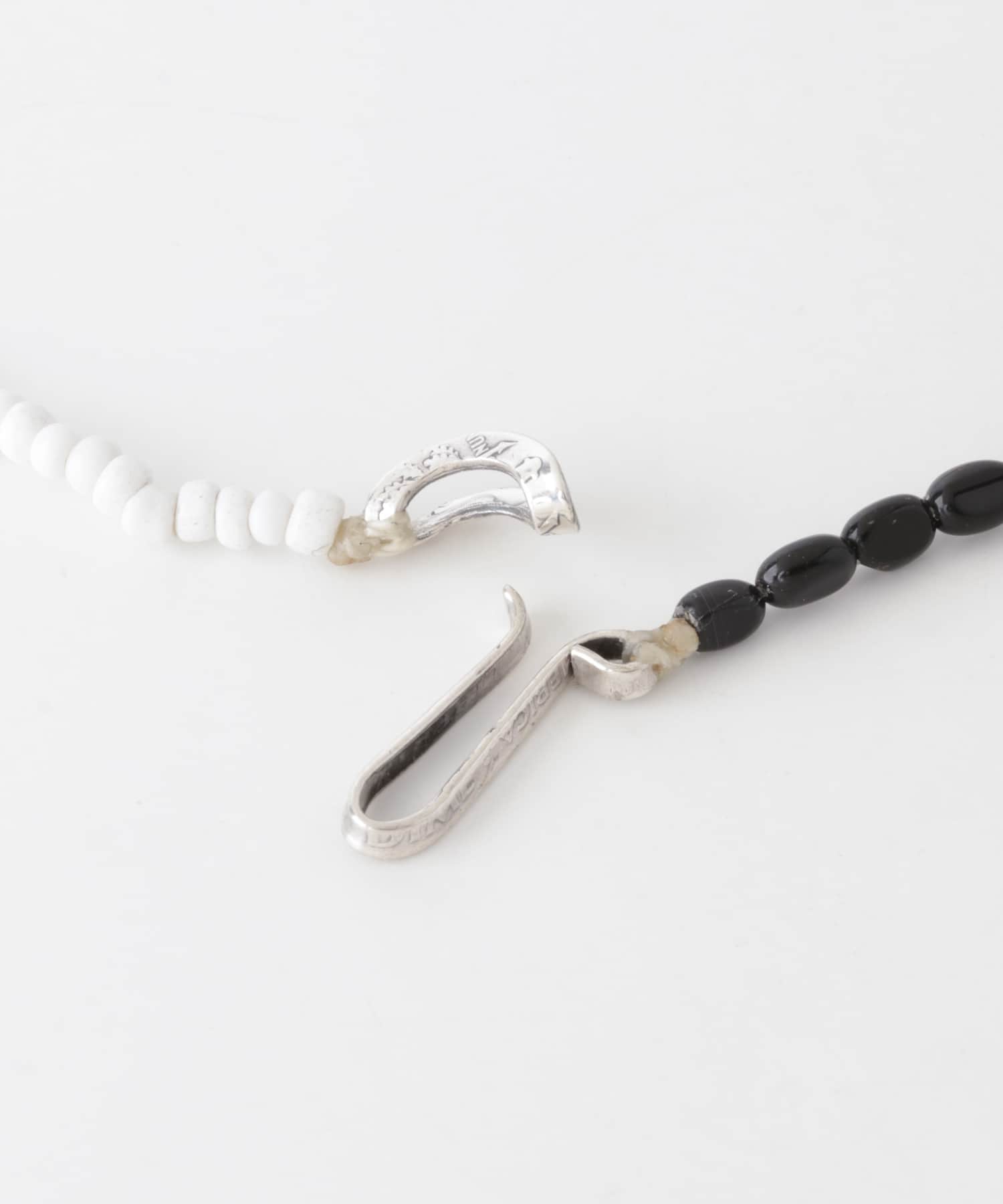 FOLK/N　BlkWht necklace BLK×WHT -