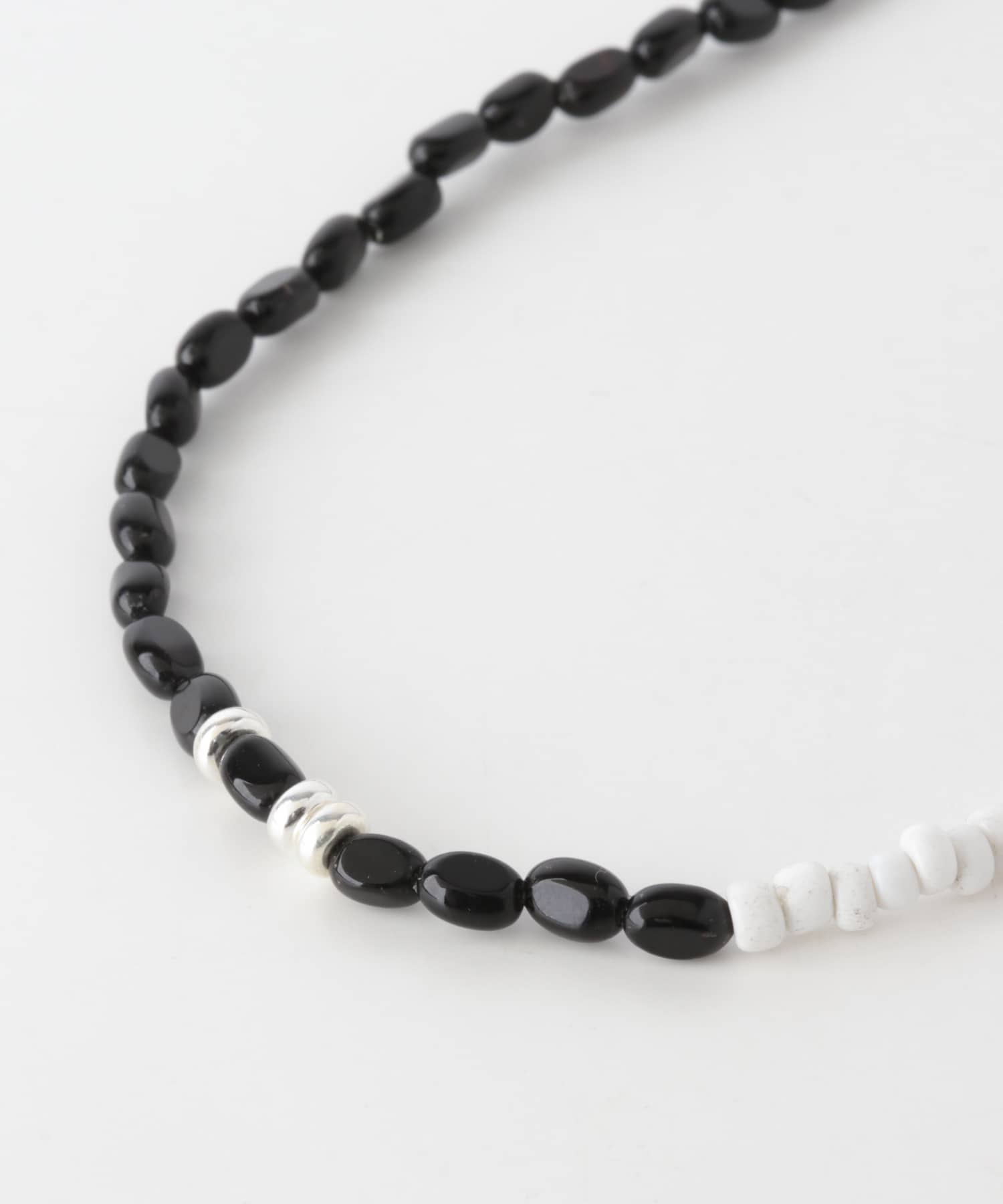 FOLK/N　BlkWht necklace BLK×WHT -