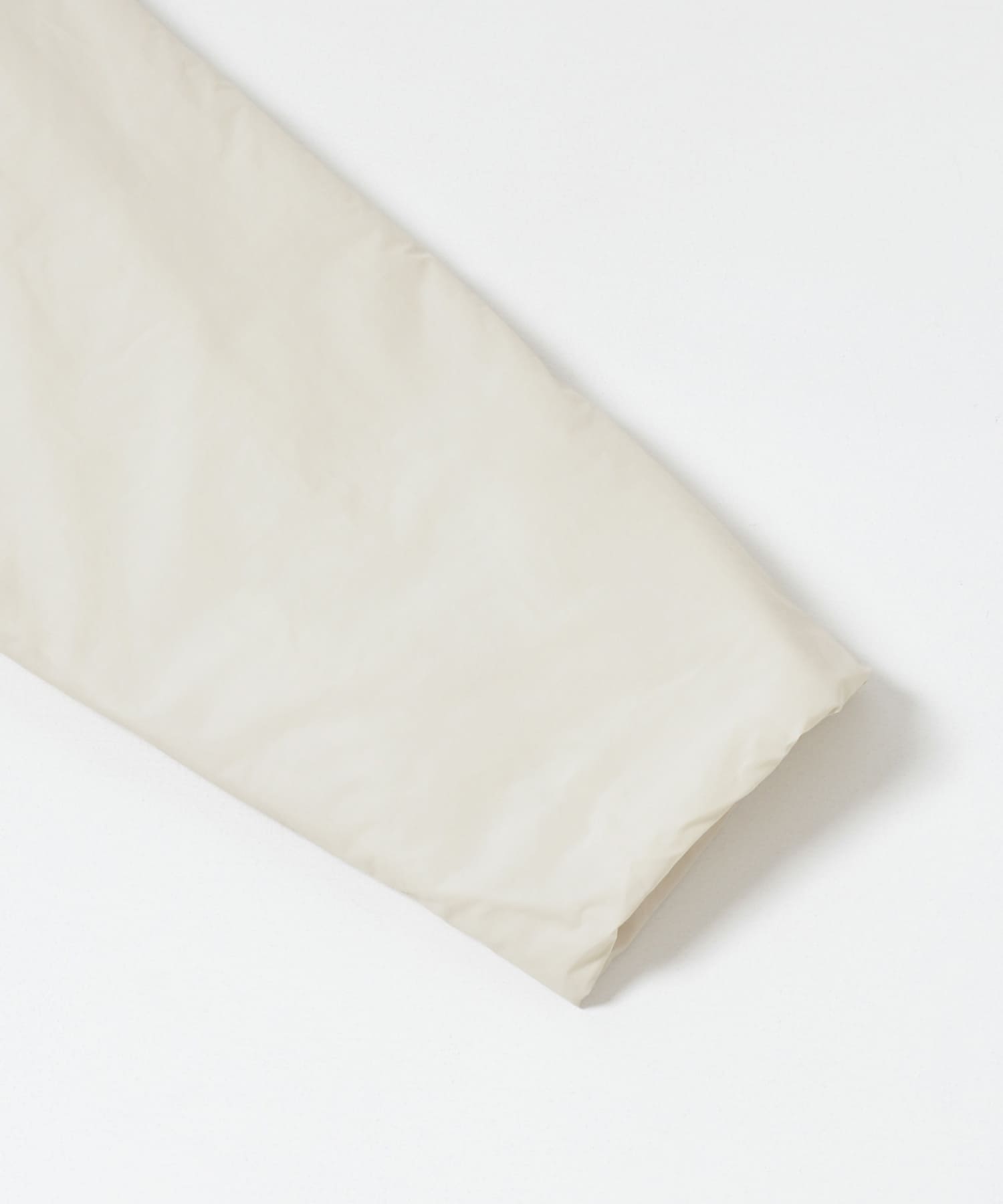 F/CE.　PADDED CHESTERFIELD COAT IVORY M