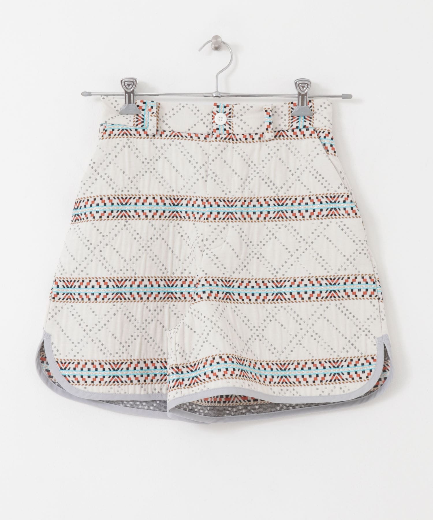 F/CE.　EMBROIDERED SHORT PANTS