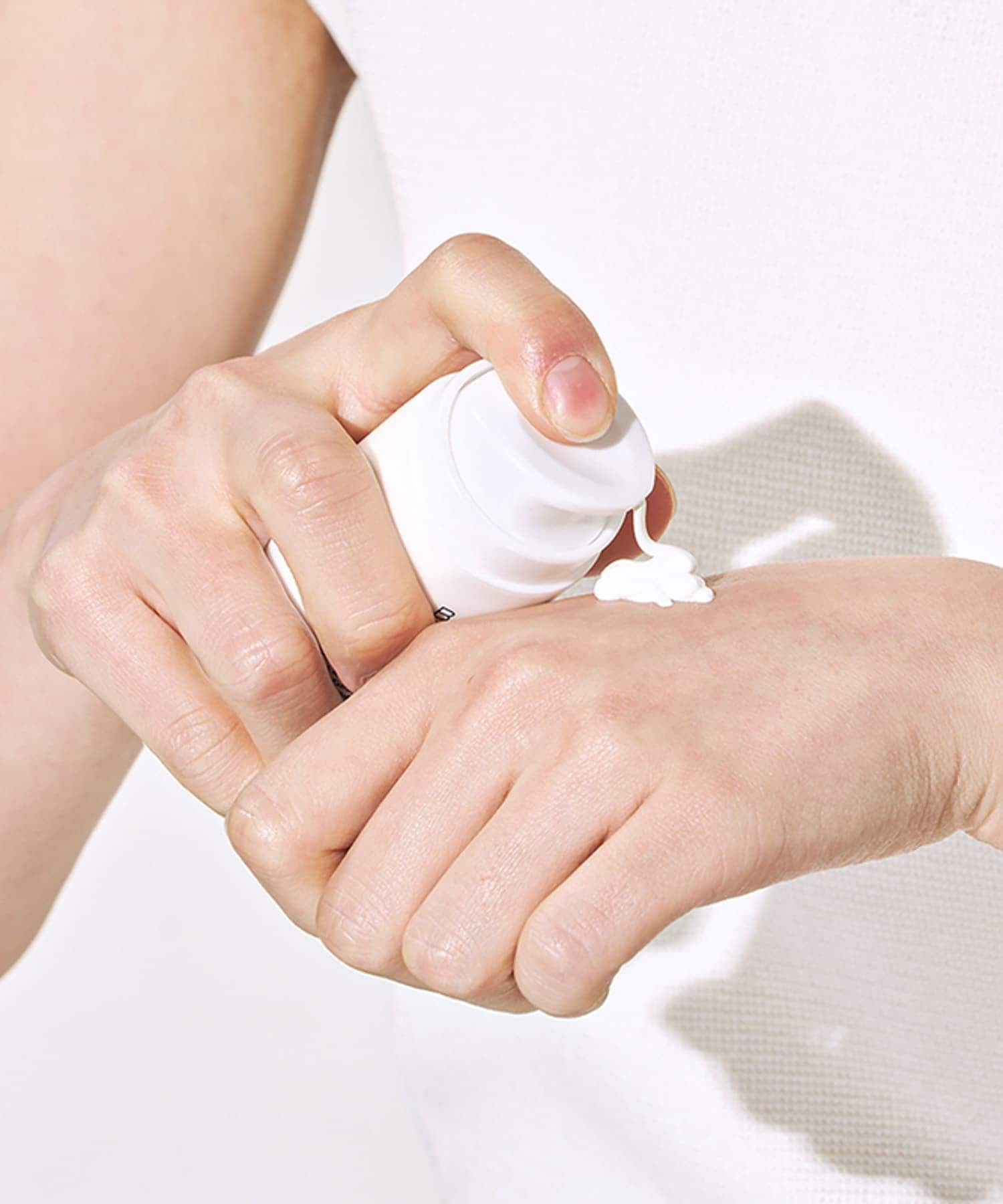 GBH　TONEUP SUNSCREEN