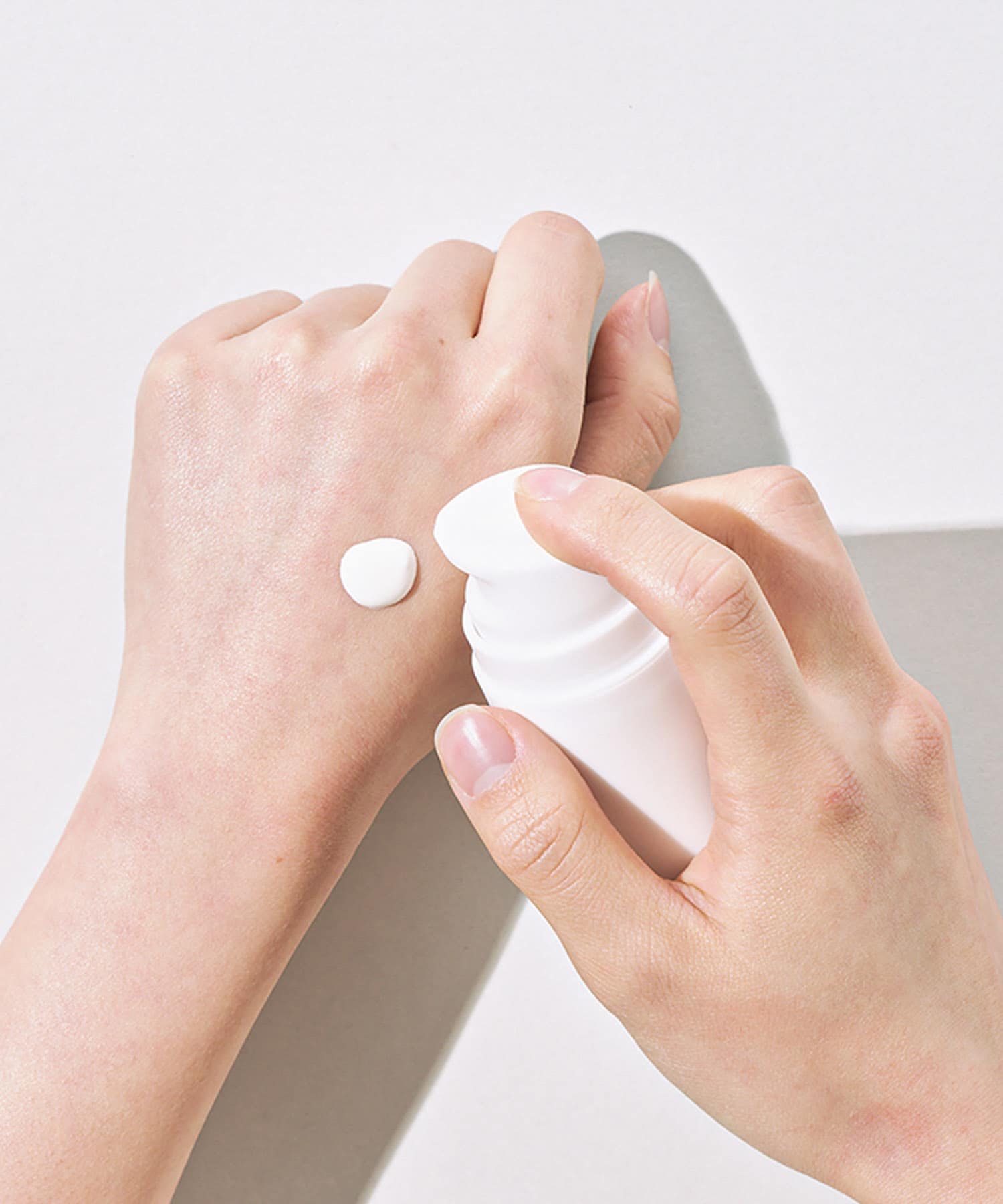 GBH　TONEUP SUNSCREEN - 0