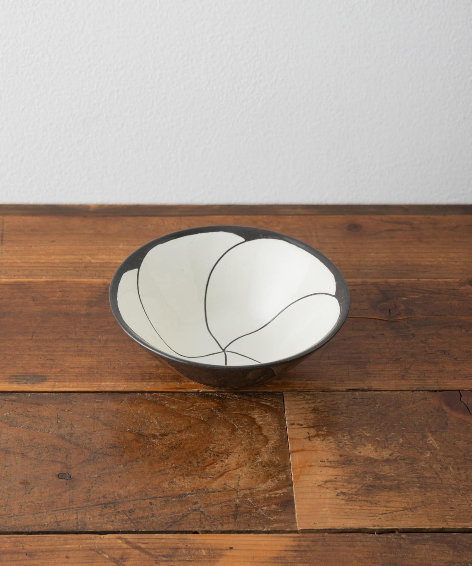 利左エ門窯　NEZIRI・梅 反ボウル小