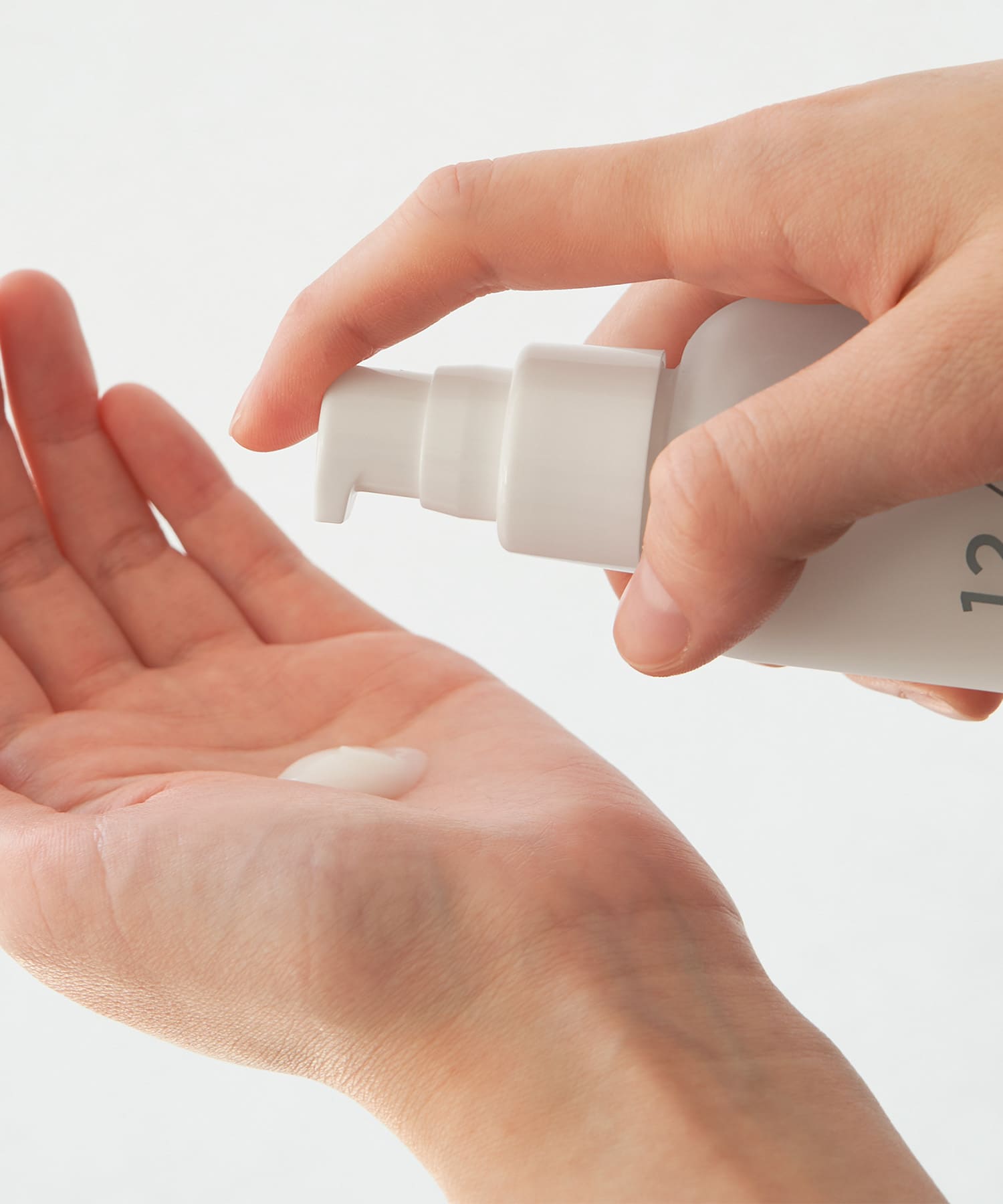12/+=　ダメージリペアヘアミルク 150ml 0