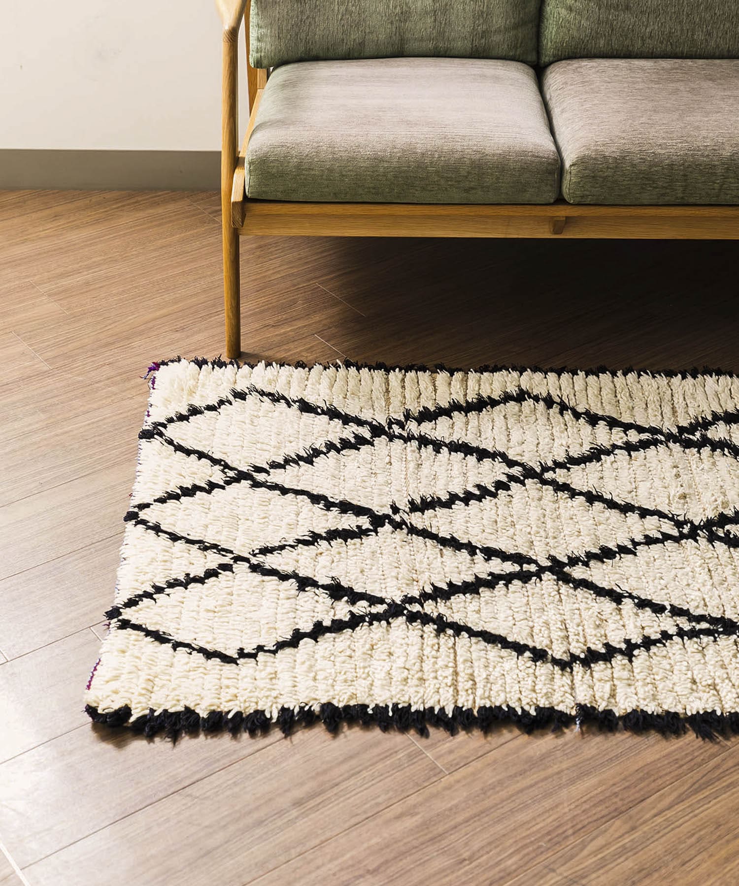 MARCO　Rug9　187×96 WHITE -
