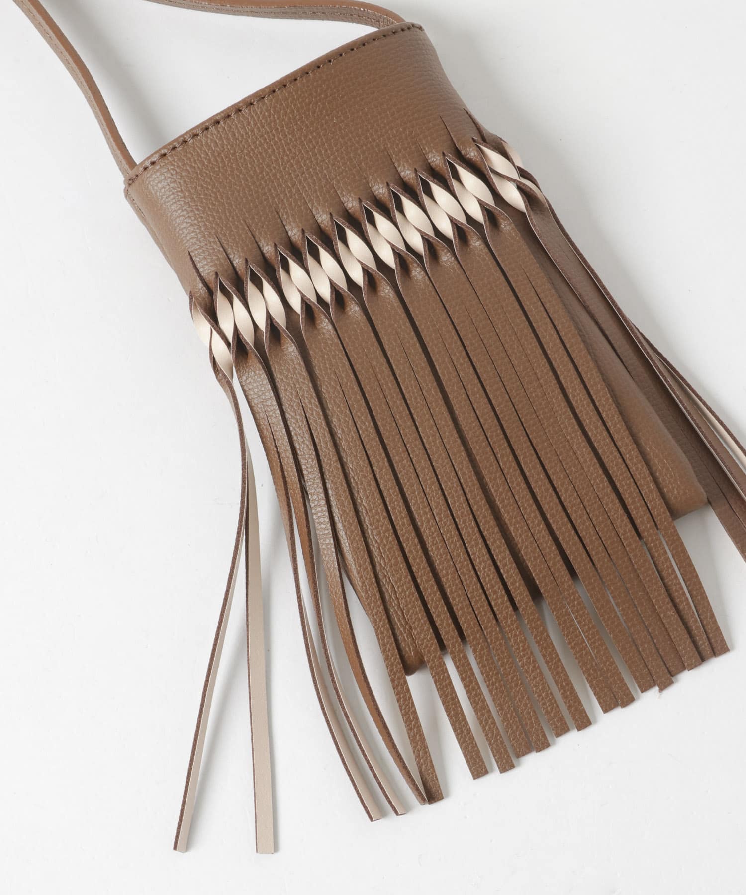 NOMADIS　DANCE Petit CARAMEL -