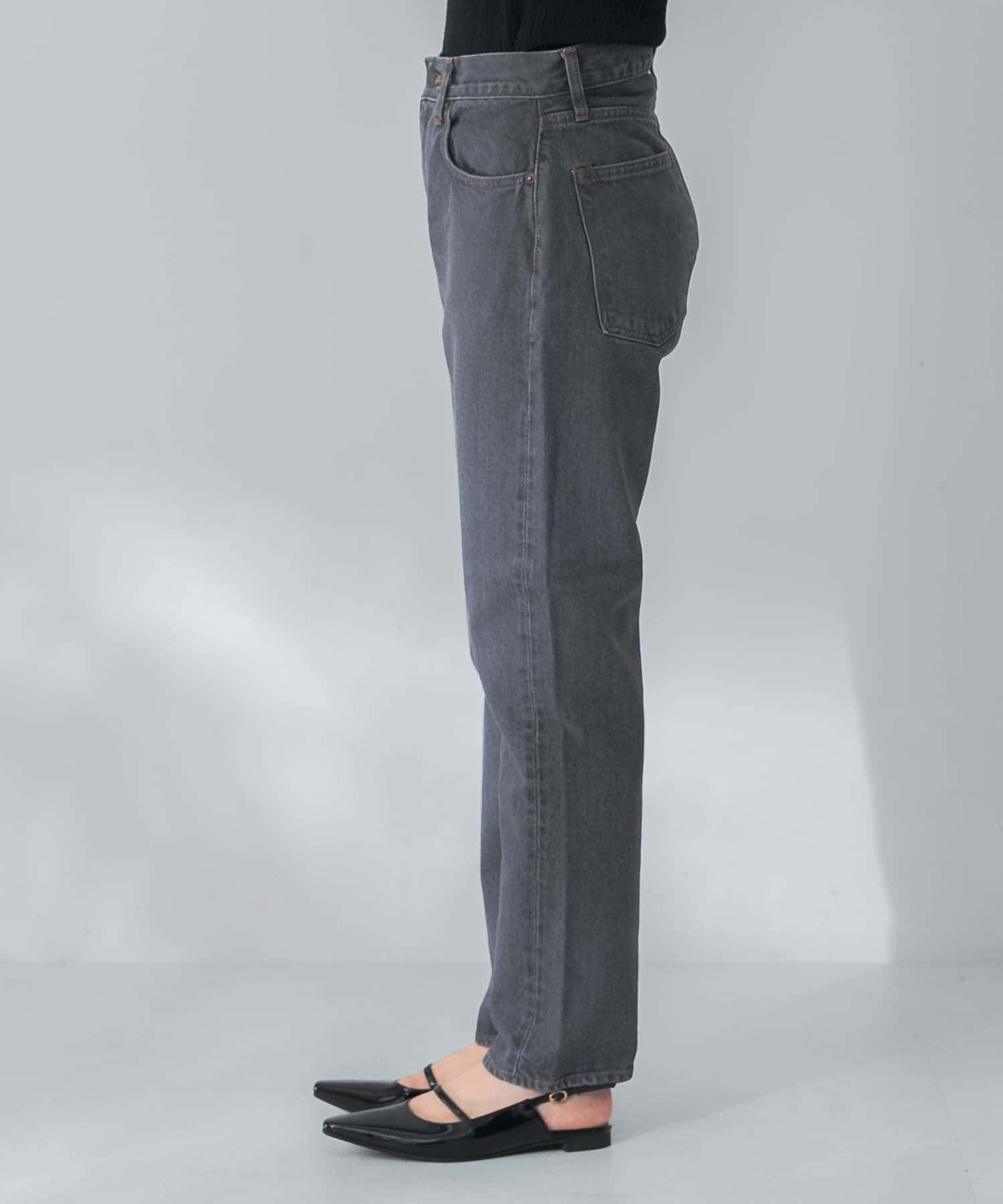 身長：160cm サイズ：27