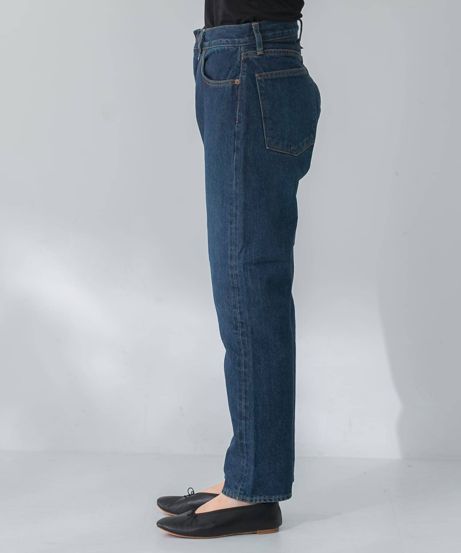 身長：160cm サイズ：27