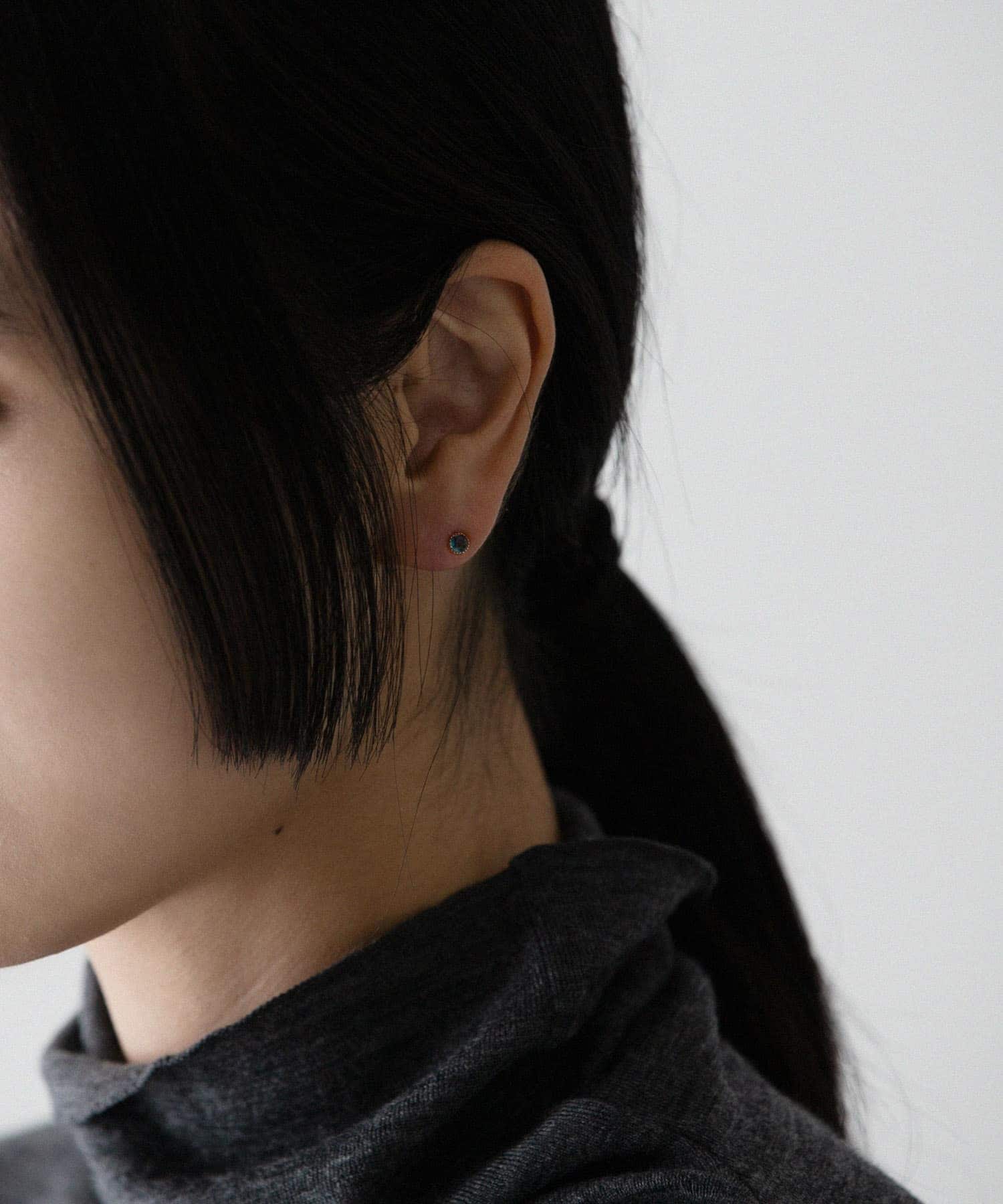 ff by decor urban research　ストーンピアス ブルーロンドン -