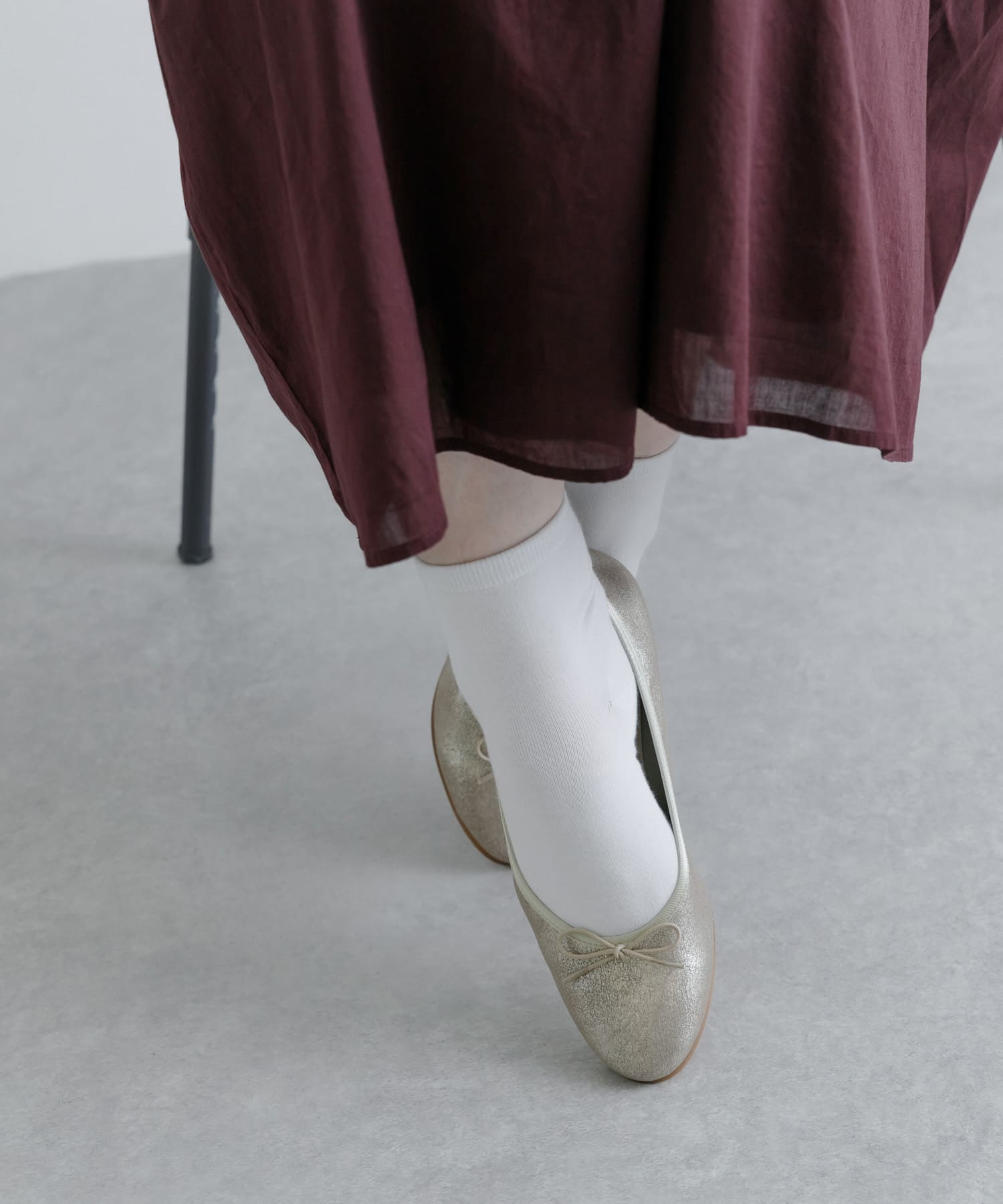 『UR TECH』ベーシックソックス WHITE 22-24