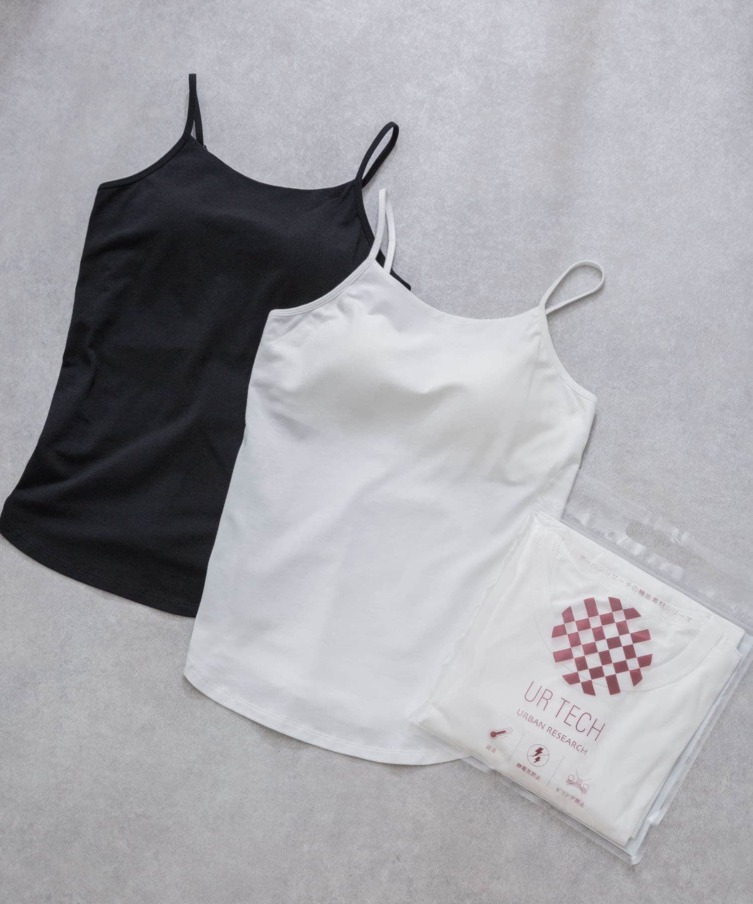 『UR TECH』カップ付きキャミソール WHITE S