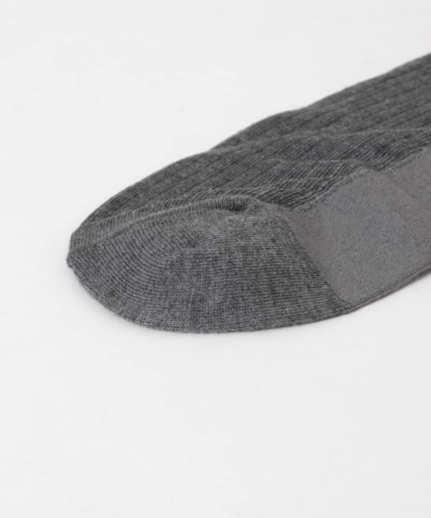 『UR TECH』針抜きシアーソックス CHARCOAL 22-24