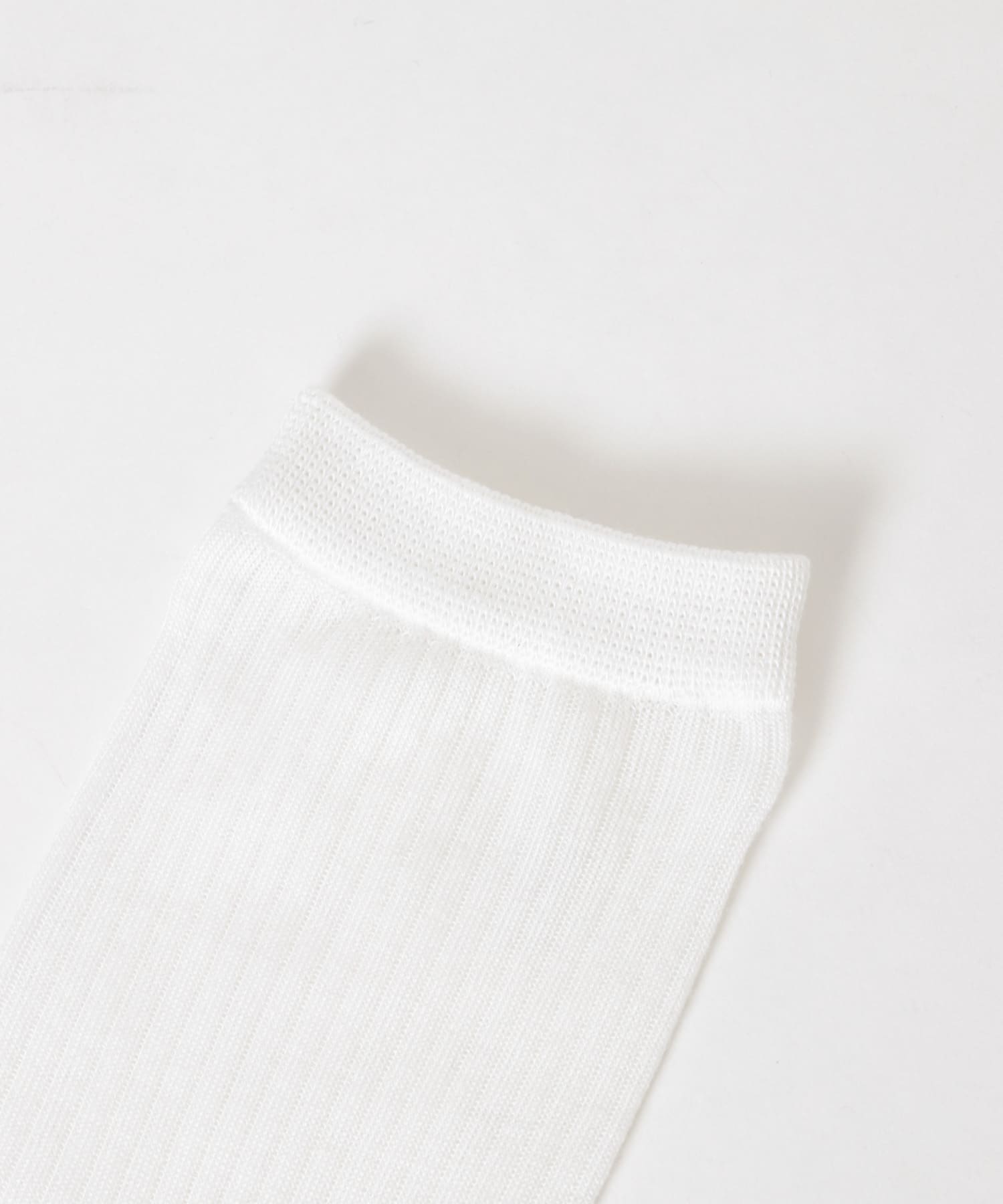 『UR TECH』針抜きシアーソックス WHITE 22-24