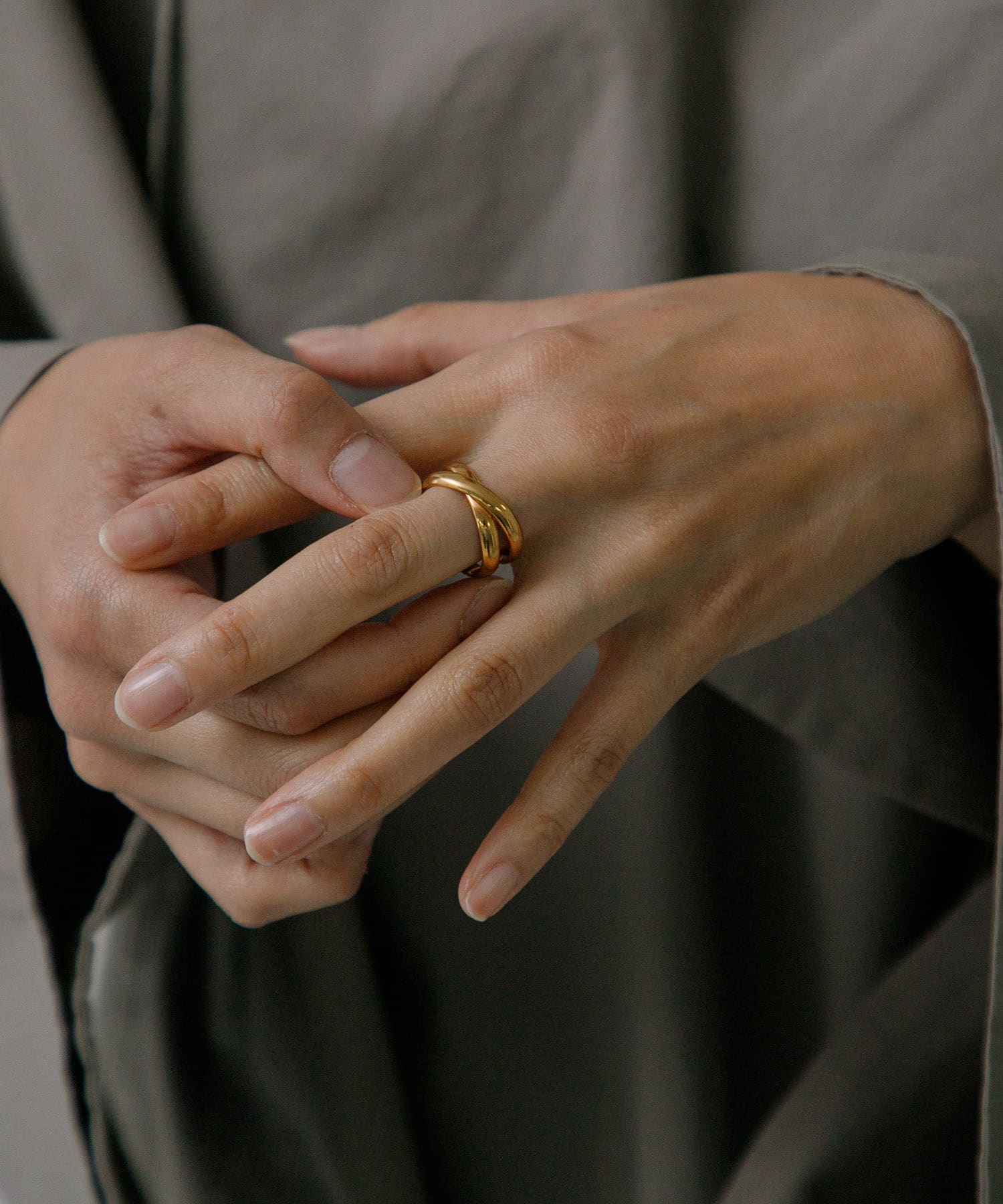 decor『デコール』　Cross ring Gold -