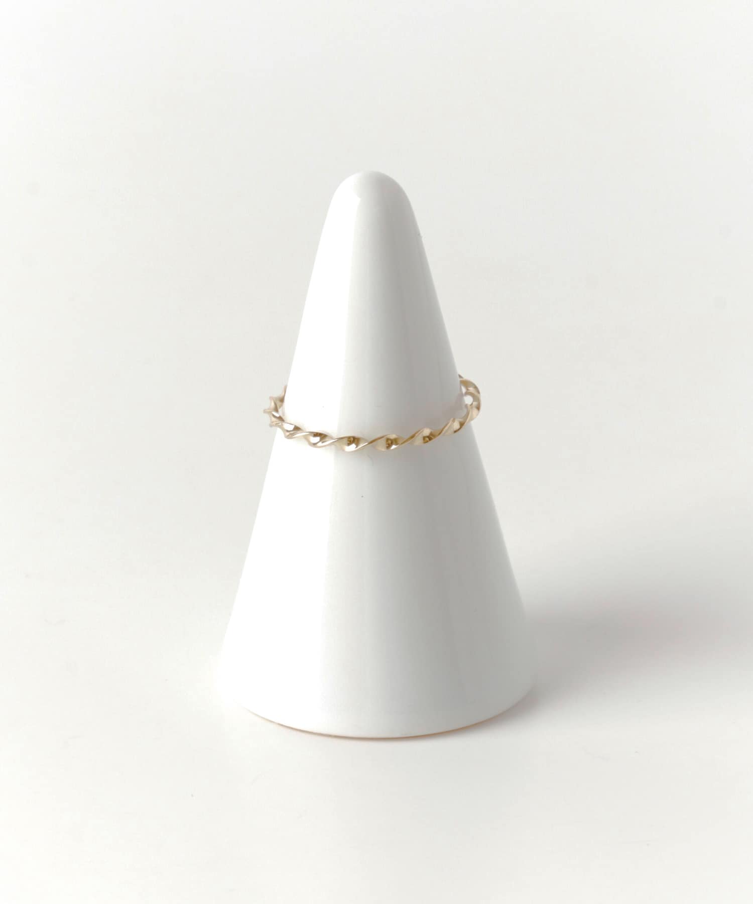 ff by decor urban research　ツイストリング GOLD 3