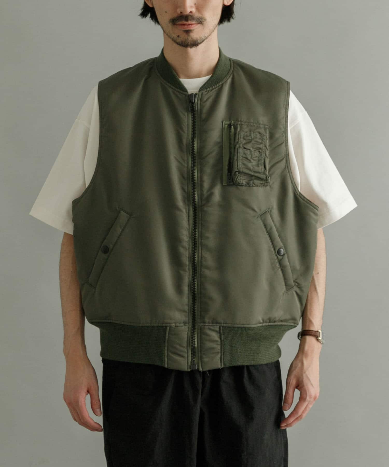 別注』NEXUSVII.×URBAN RESEARCH MA-1 VEST(M OLIVE): アウター 別注』NEXUSVII.×URBAN RESEARCH MA-1 VEST(M OLIVE): アウター