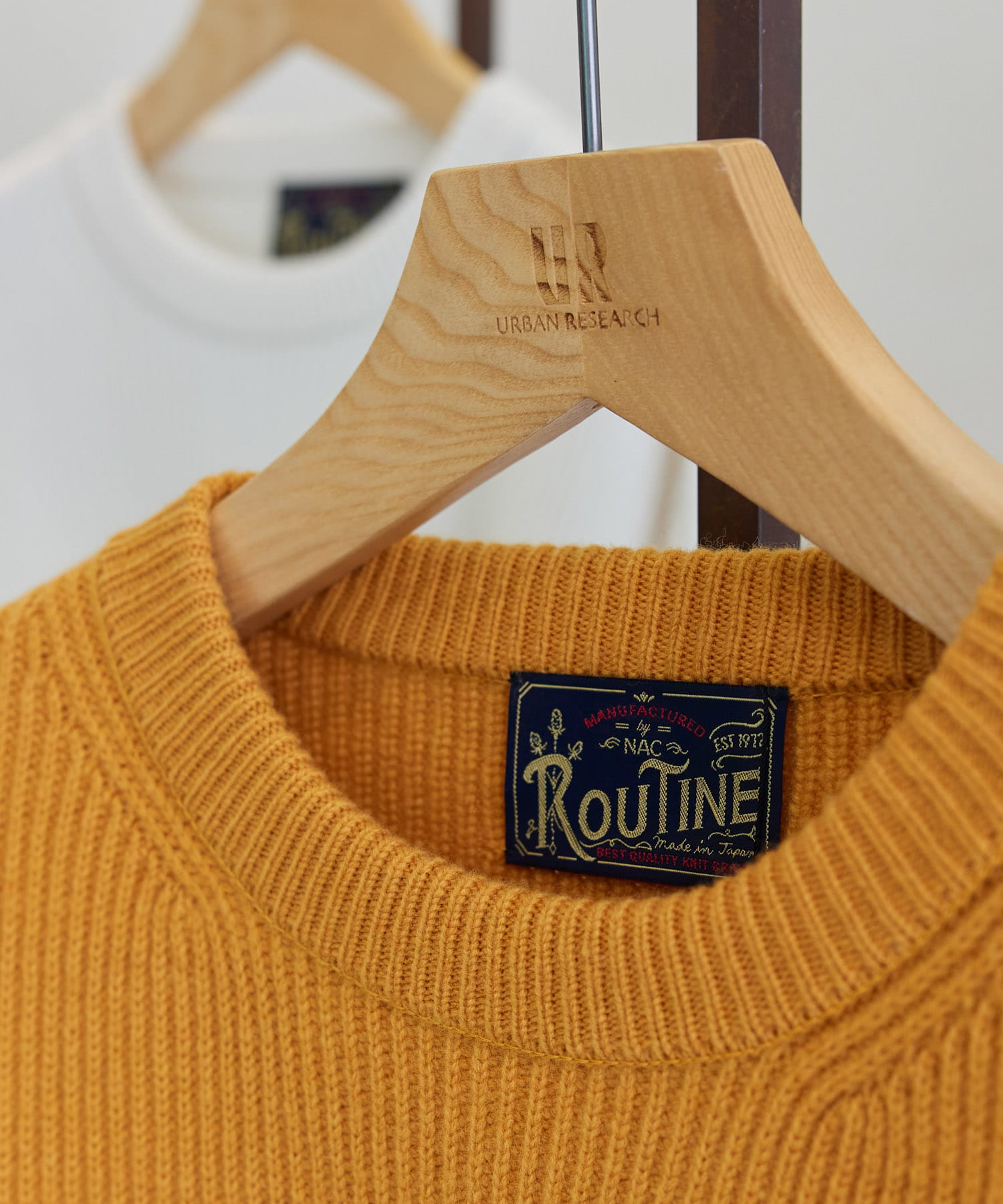 『別注』ROUTINE×URBAN RESEARCH　テーラードプルオーバー ORANGE M