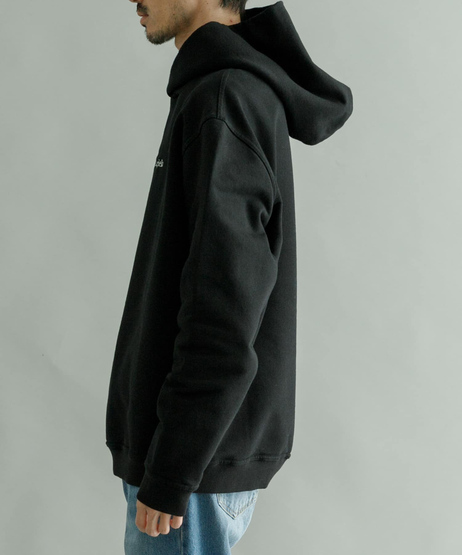 身長：184cm サイズ：44