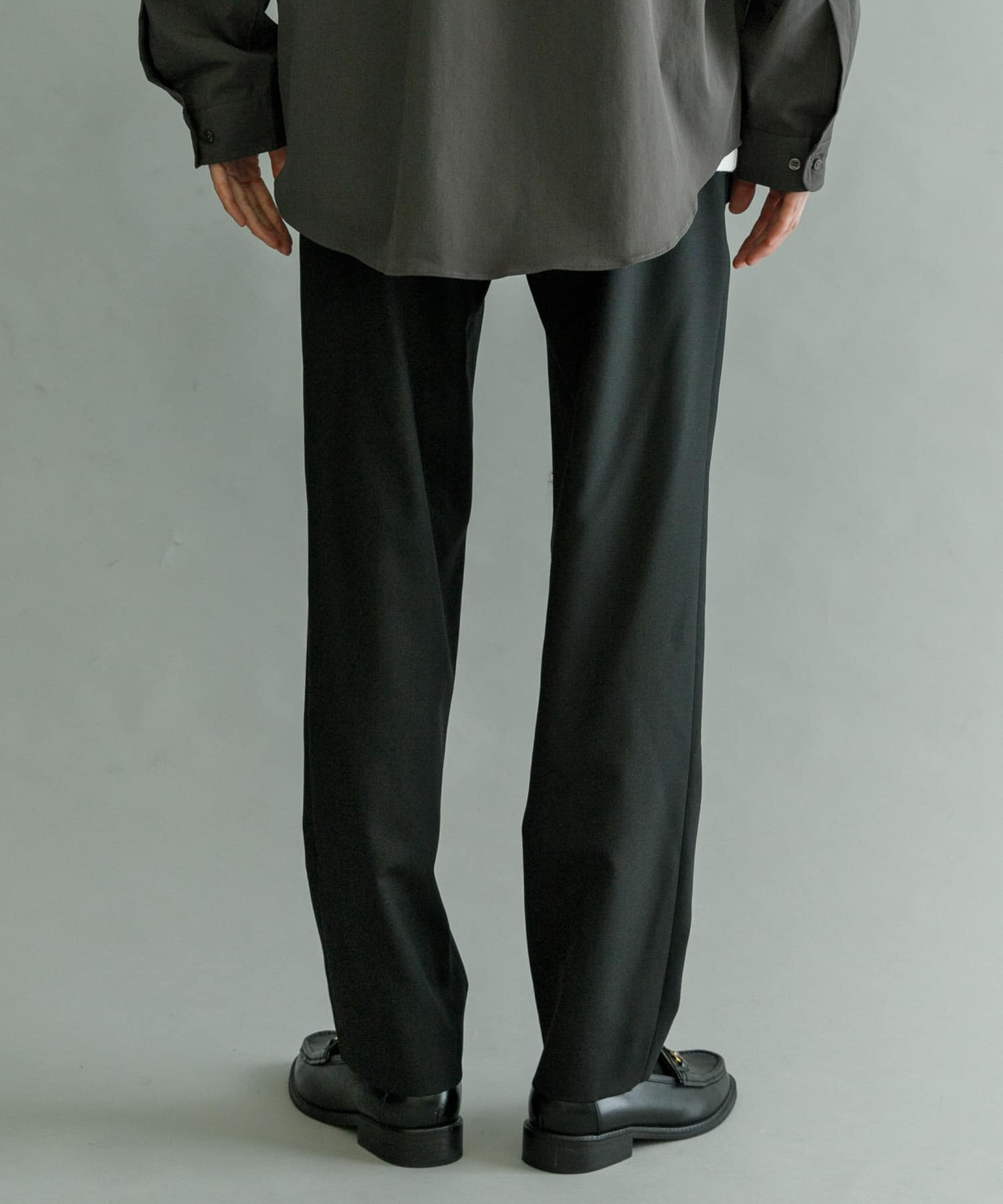 900 Black