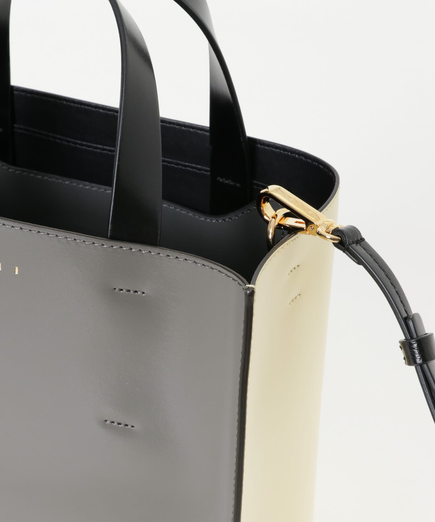 MARNI　Shoulder Bag ZO581 -