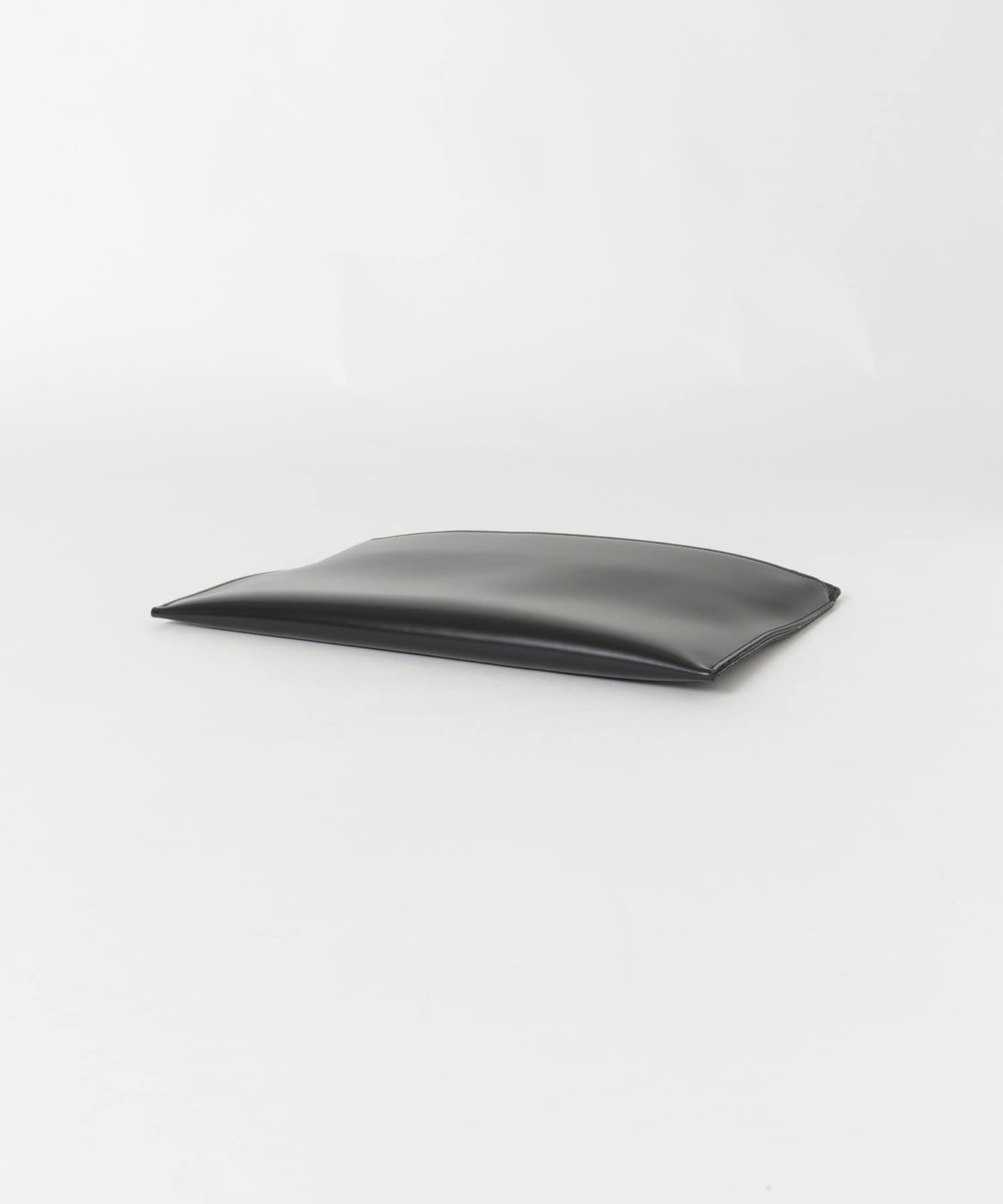 PIENI　ENVELOPE BK/BK -