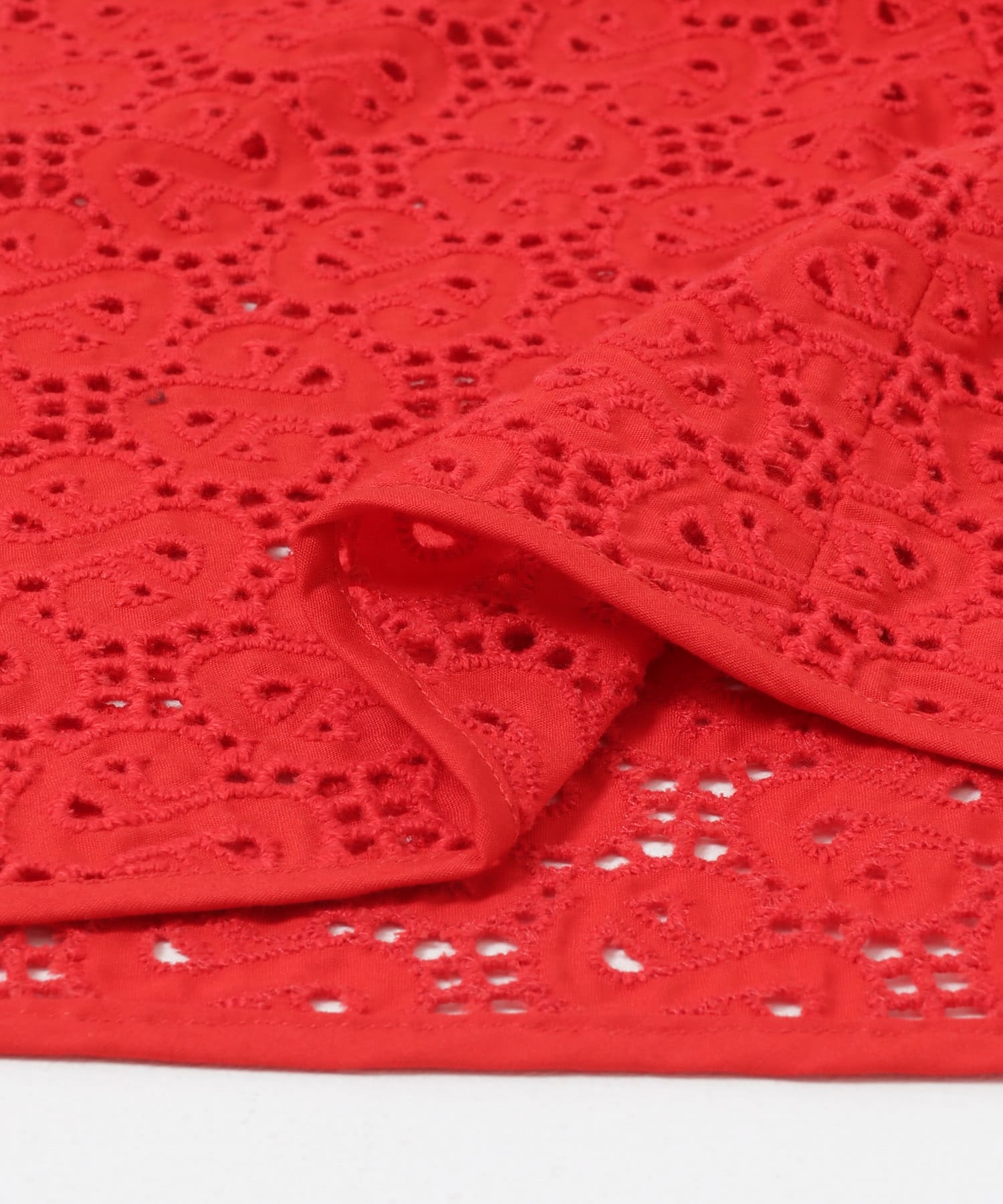 SATORU SASAKI　SHORT EMBROIDERY VEST RED FREE
