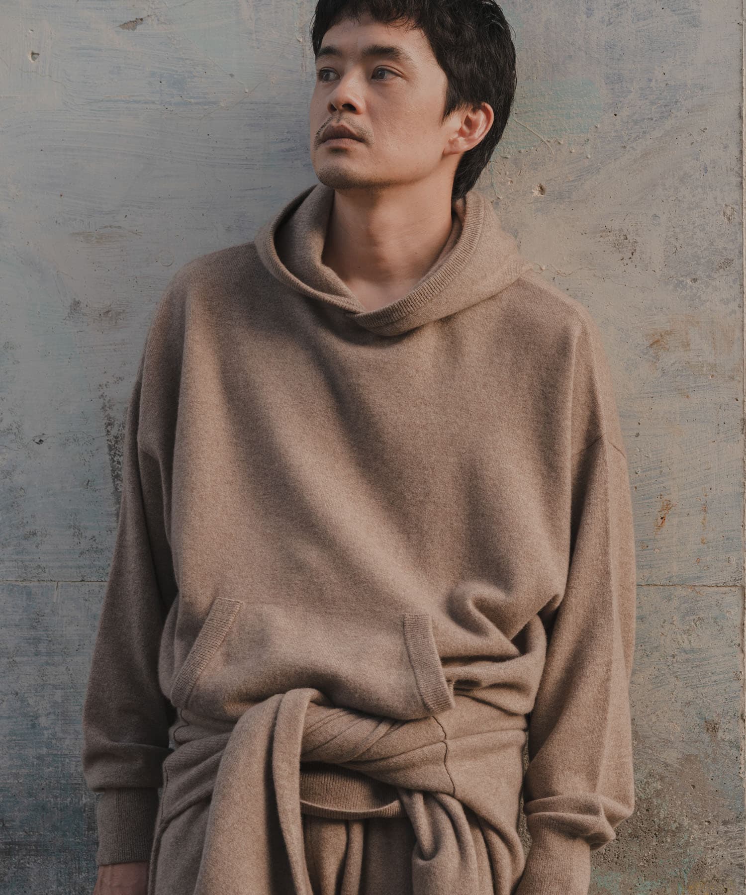 dDdDdDd　CASHMERE VINTAGE HOODIE BEIGE M