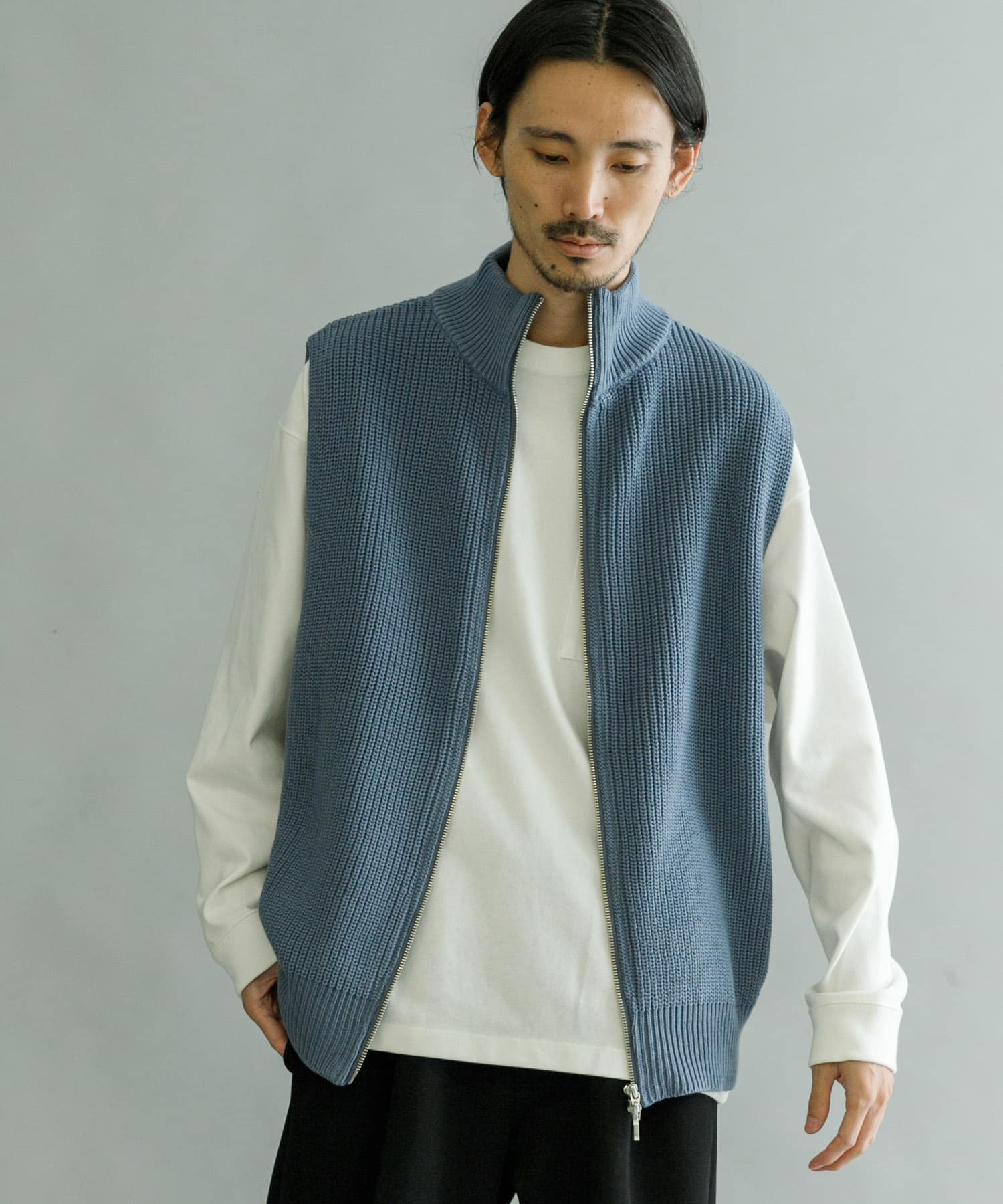 BLUE GRAY